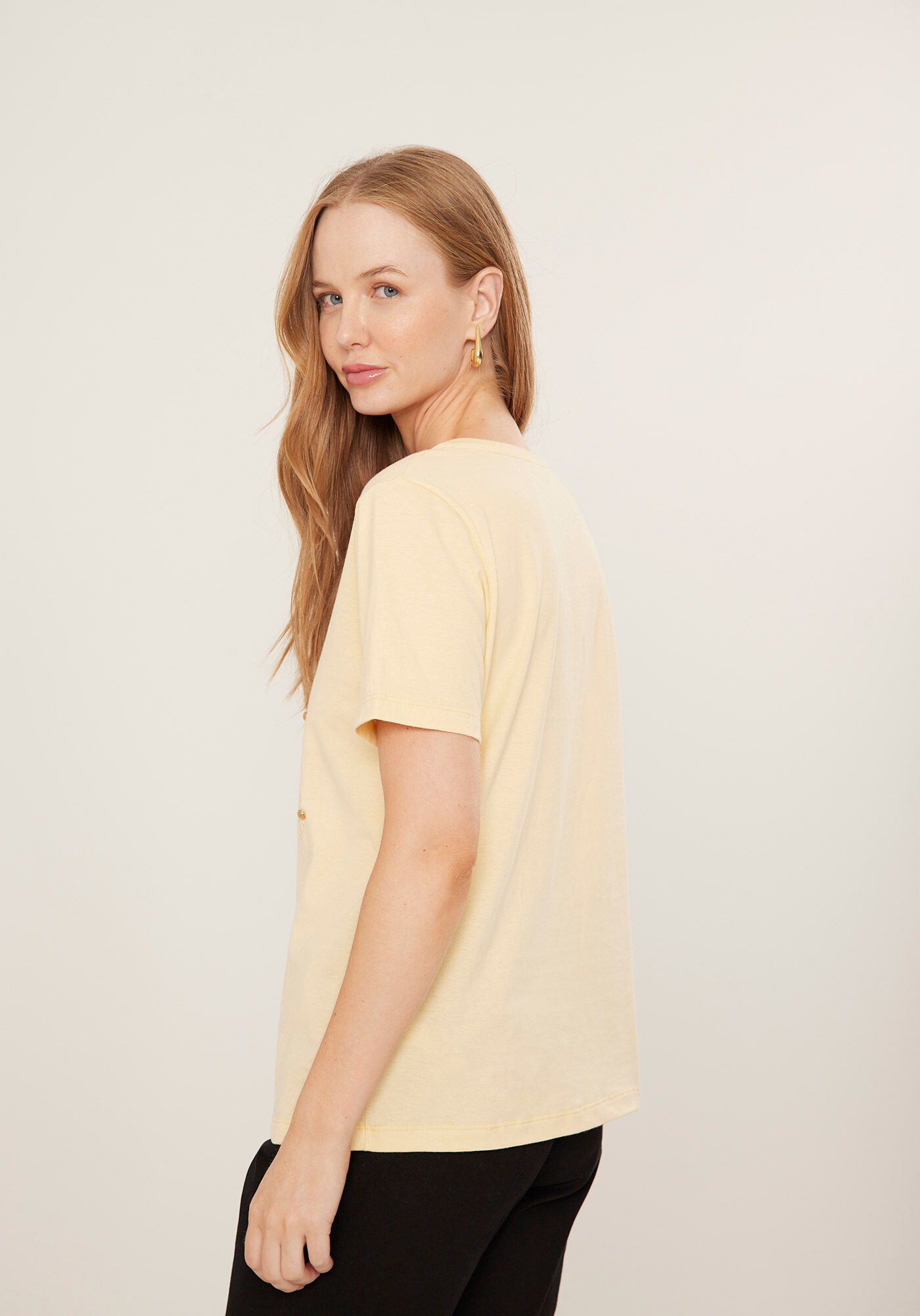 Blusa Em Algod&atilde;o Com Mangas Curtas E Apliques Metalizados, , large.