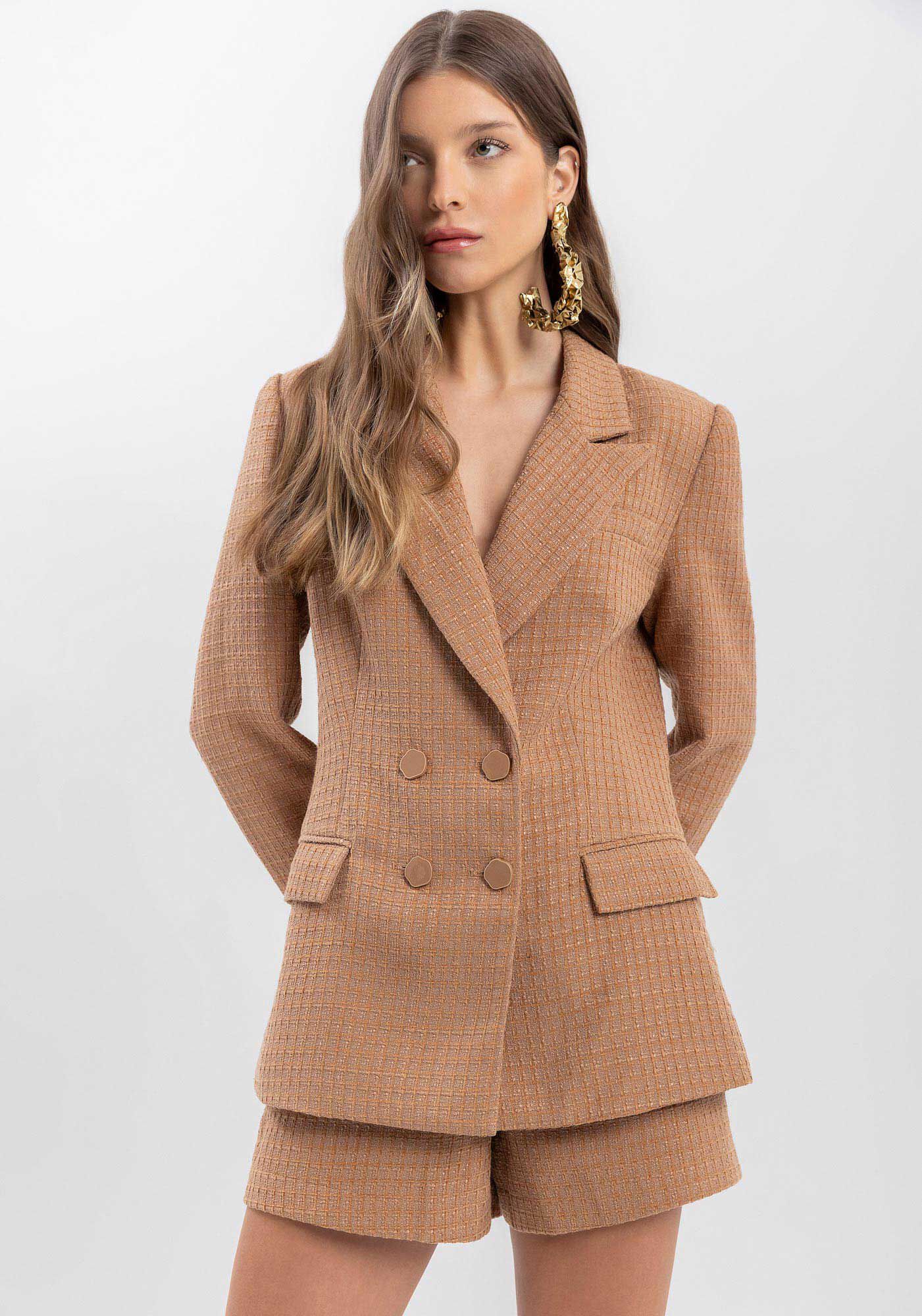 Shorts Curto Em Tweed Com Cintura M&eacute;dia E Bolsos Frontais, , large.