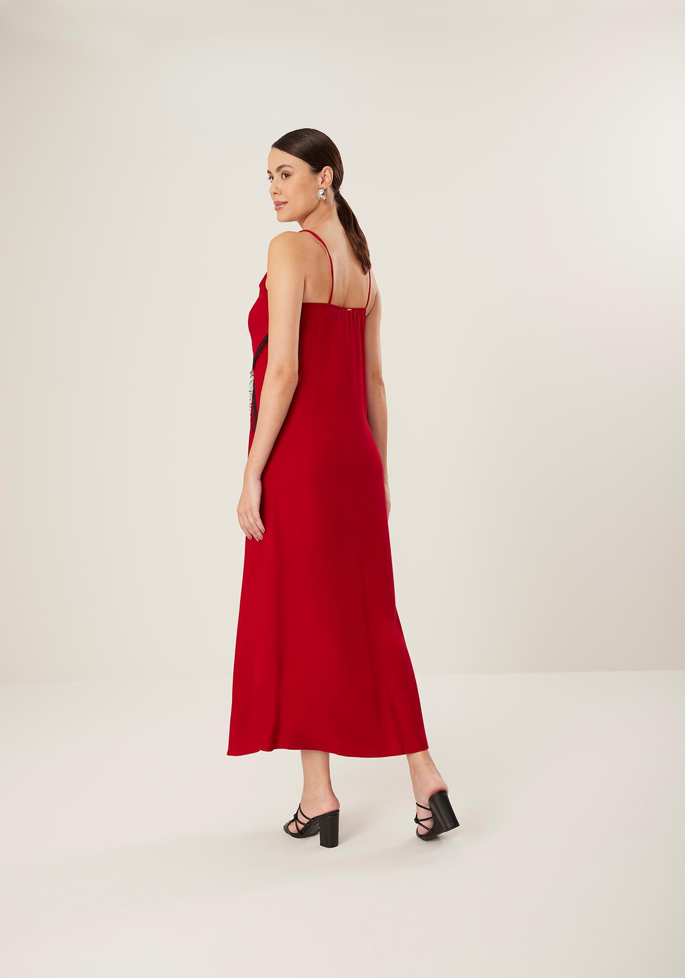 Vestido Midi Ch&aacute; De Al&ccedil;as Em Viscose Com Detalhes Frontais, , large.