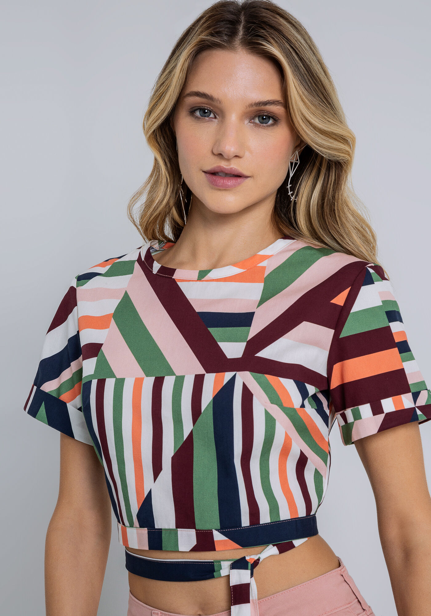 Blusa Cropped Estampada em Tecido Atlanta com Amarra&ccedil;&atilde;o, PIPA, large.