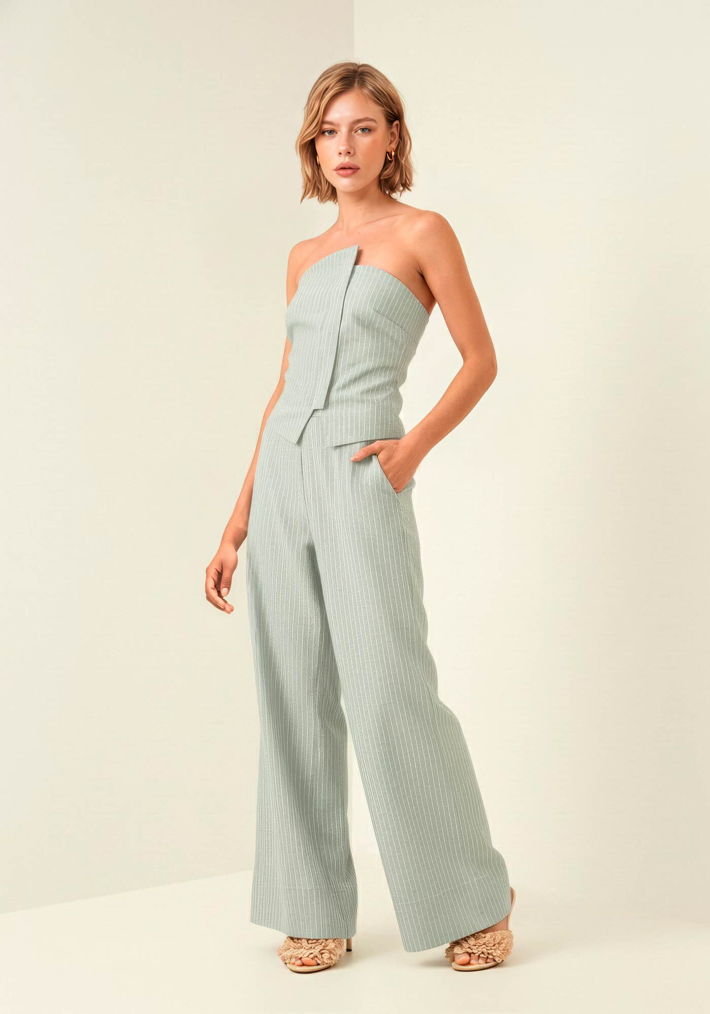 Blusa Assim&eacute;trica Curta Listrada Em Algod&atilde;o, VERDE SPA, large.