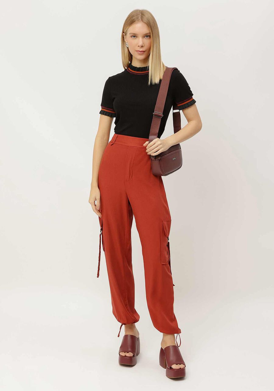Blusa Canelada com Gola Alta Retilínea, . Blusa Canelada com Gola Alta Retilínea, , large.