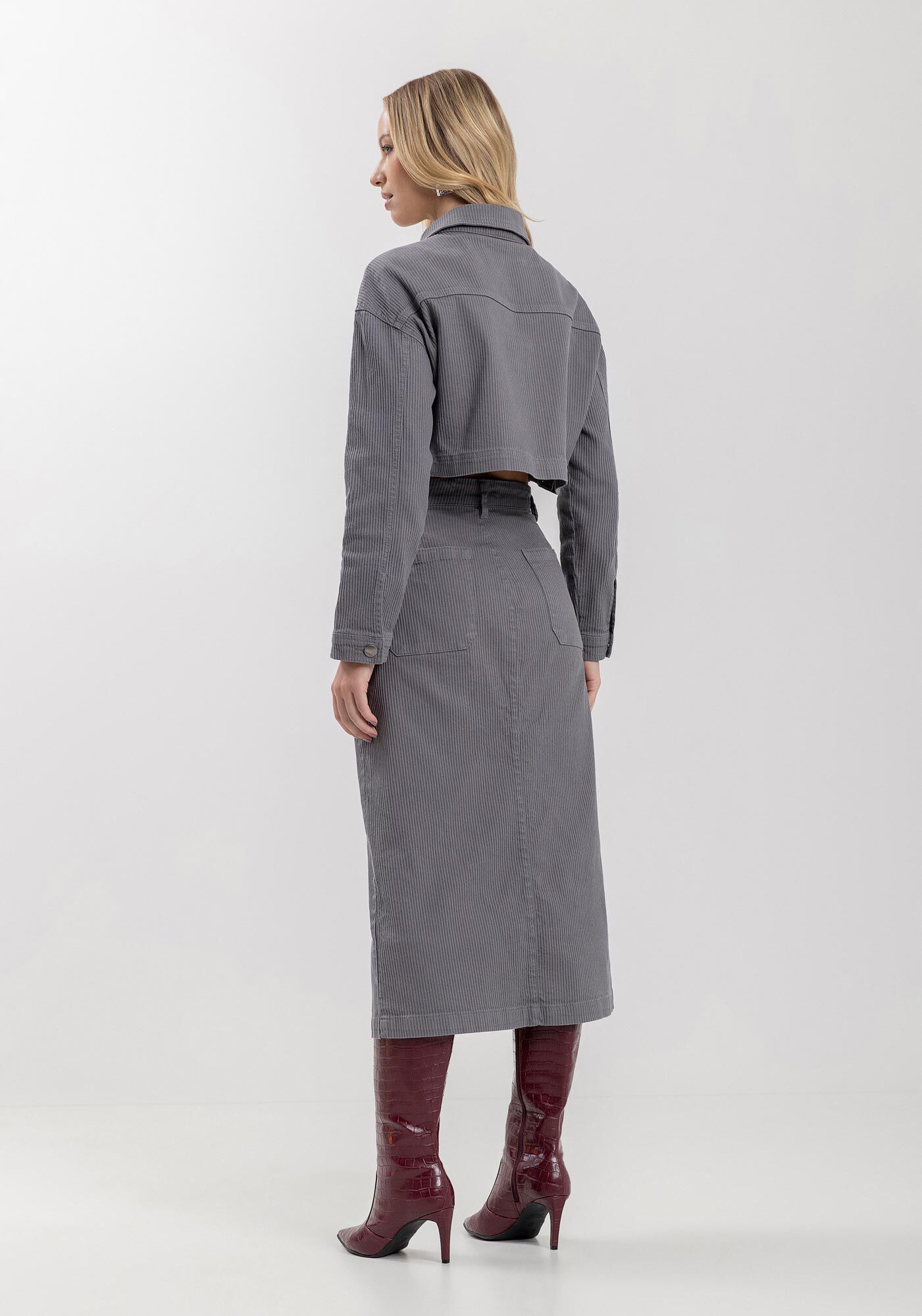 Saia Midi Cotel&ecirc; Com Fenda Frontal Em Sarja, , large.