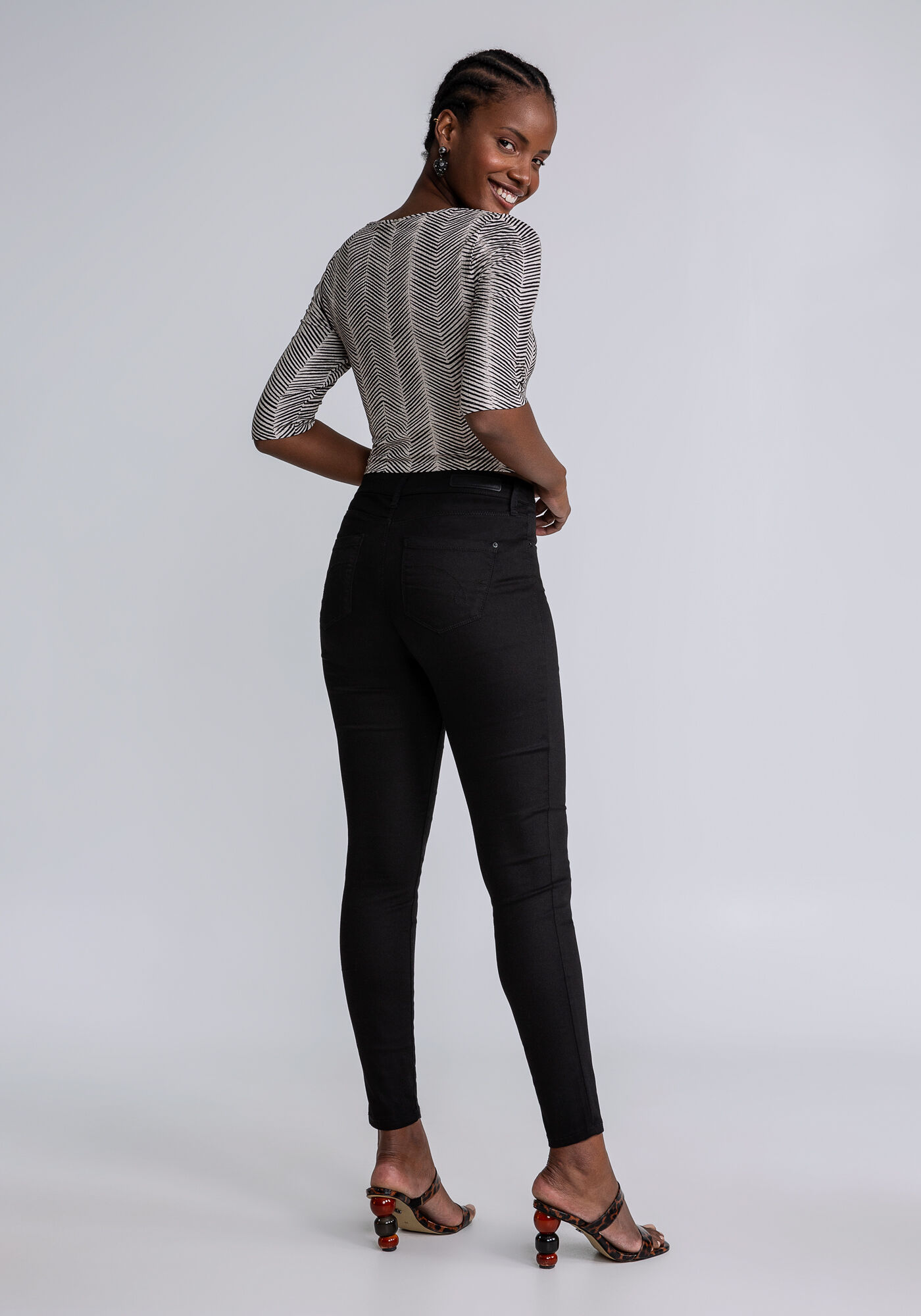 Blusa Cropped Manga 3/4 Decote Quadrado, CAMINHOS, large.