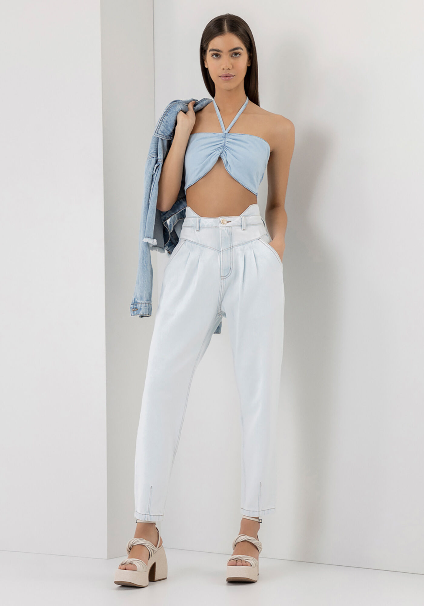 Cal&ccedil;a Jeans Baggy Super Alta com Recorte C&oacute;s, JEANS, large.