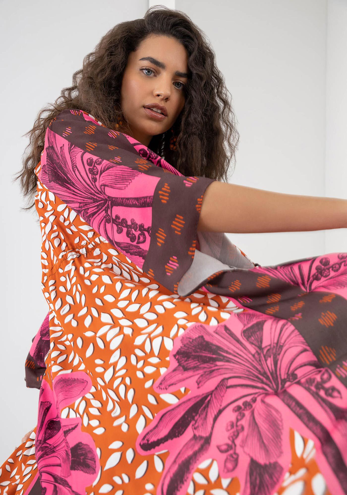 Vestido Midi Chemise em Viscose Estampado, , large.