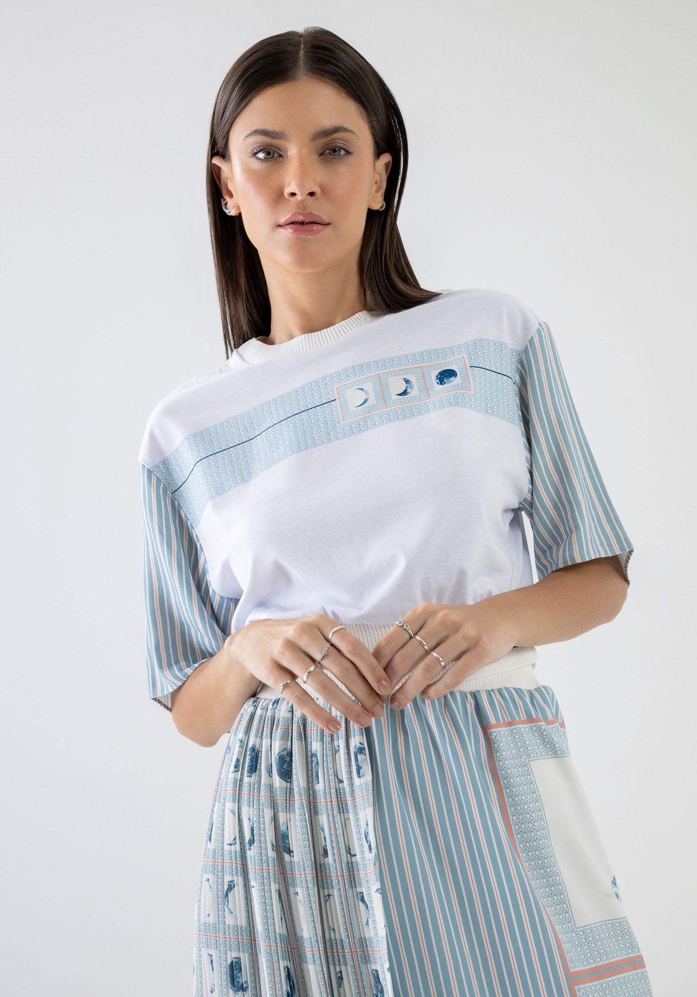 T-shirt Estampada com Retil&iacute;nea Barra, , large.