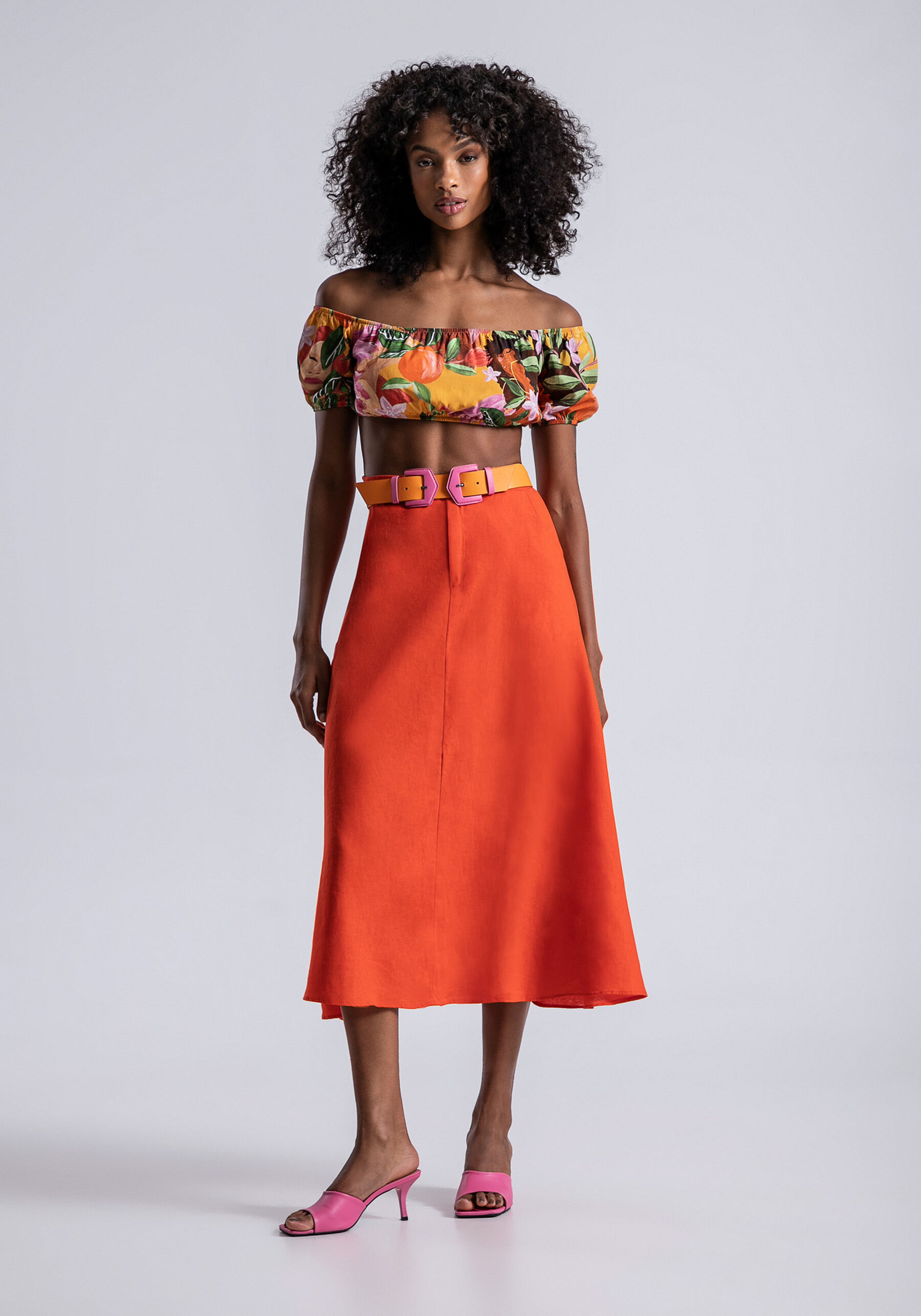 Saia Midi Evasê em Linho com Bolsos, . Saia Midi Evasê em Linho com Bolsos, , large.