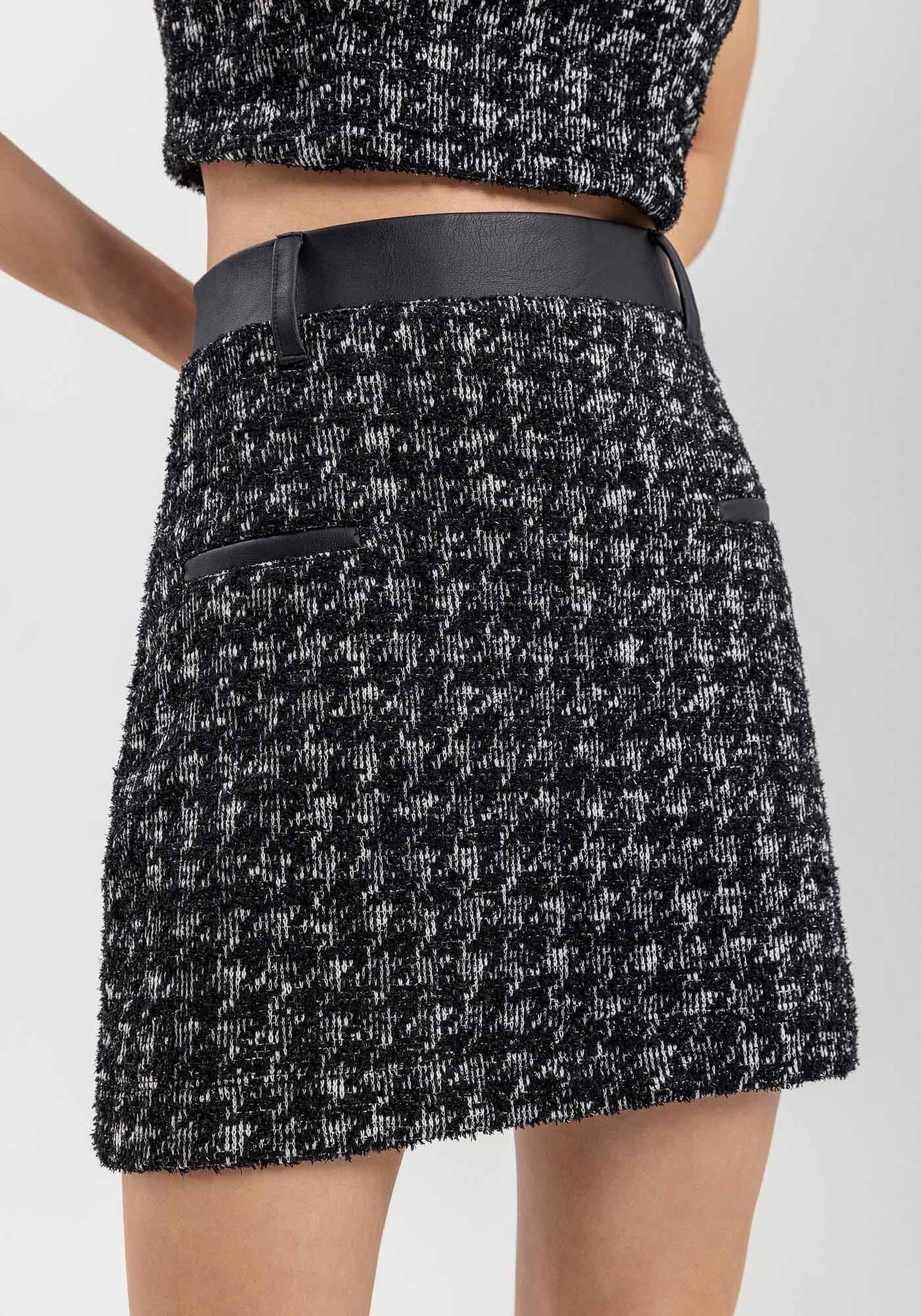 Saia Curta Em Tweed Pied De Poule Com C&oacute;s Diferenciado, PRETO REATIVO, large.