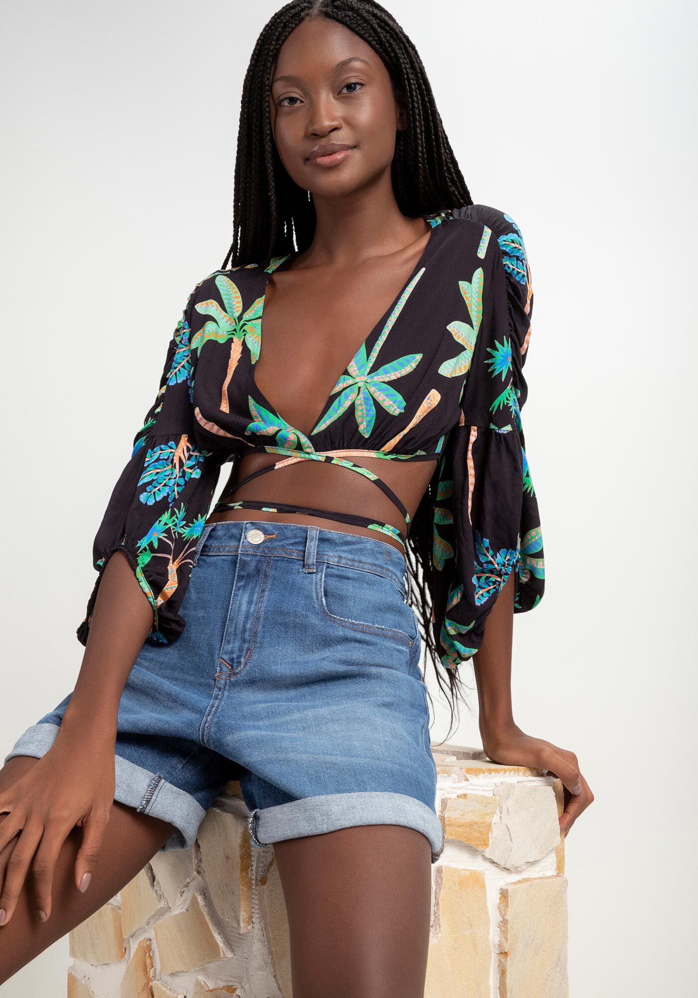 Bermuda Jeans Boyfriend com Cintura M&eacute;dia, JEANS, large.