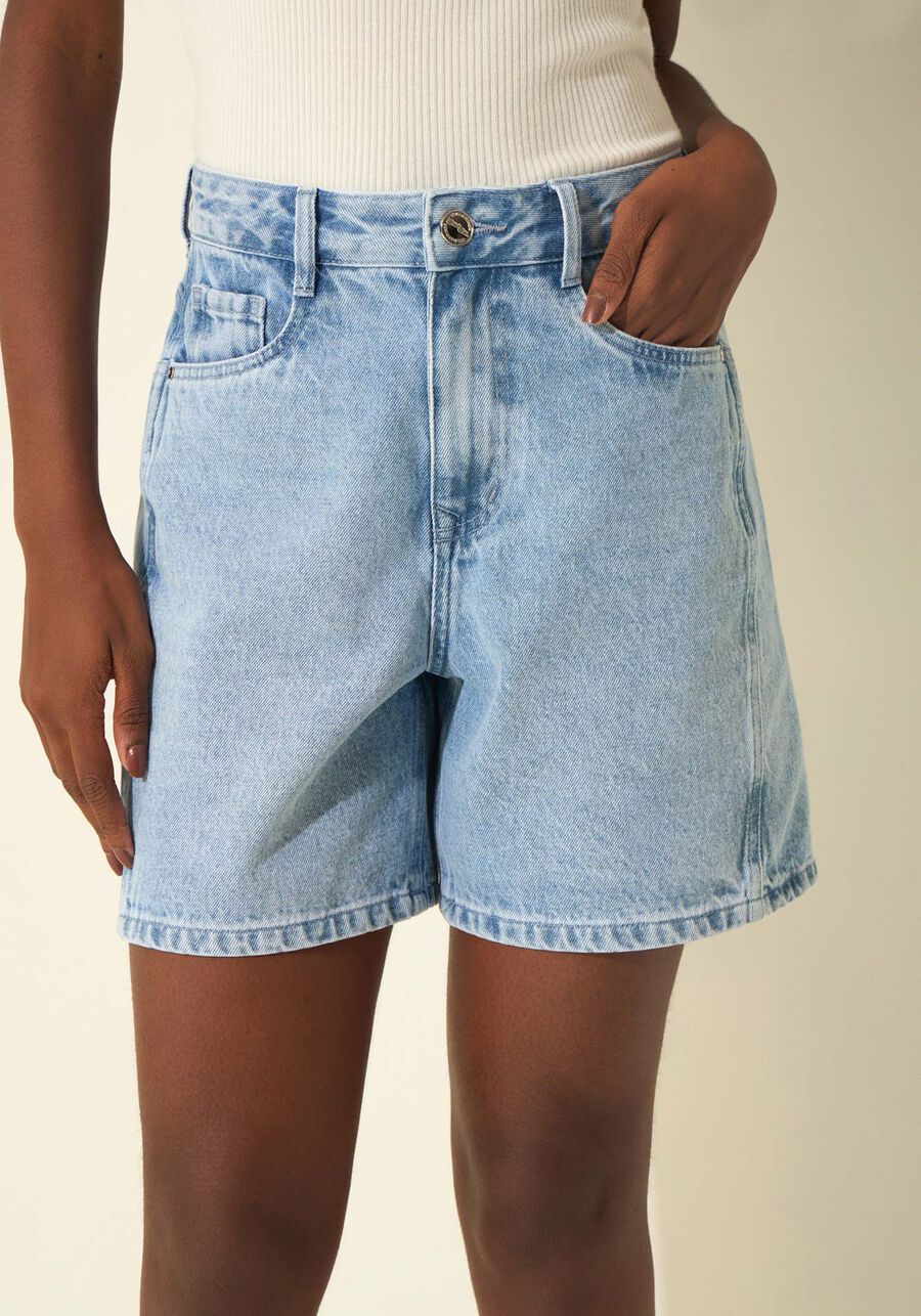 Bermuda Jeans De Cintura Alta Com Bolsos, JEANS. Bermuda Jeans De Cintura Alta Com Bolsos, JEANS, large.