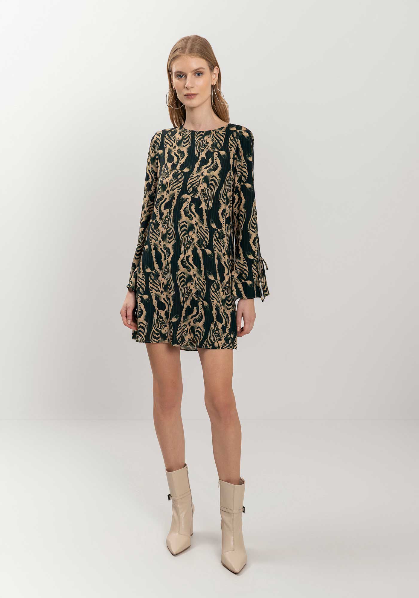 Vestido Curto Estampado De Mangas Longas Com Amarra&ccedil;&otilde;es, ZEBRA PLISSE VERDE, large.