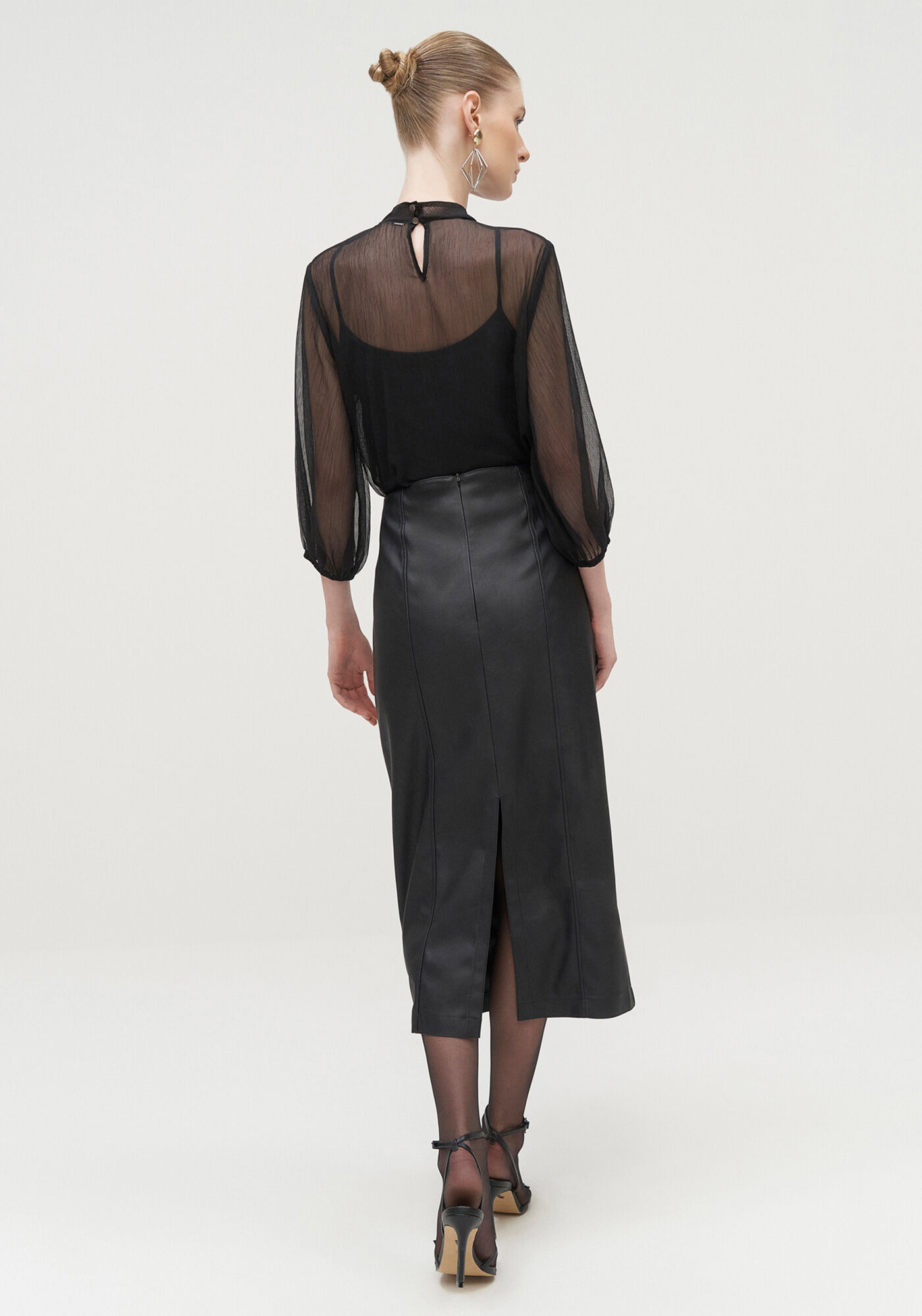 Saia Midi em Pu com Fenda Costas, , large.