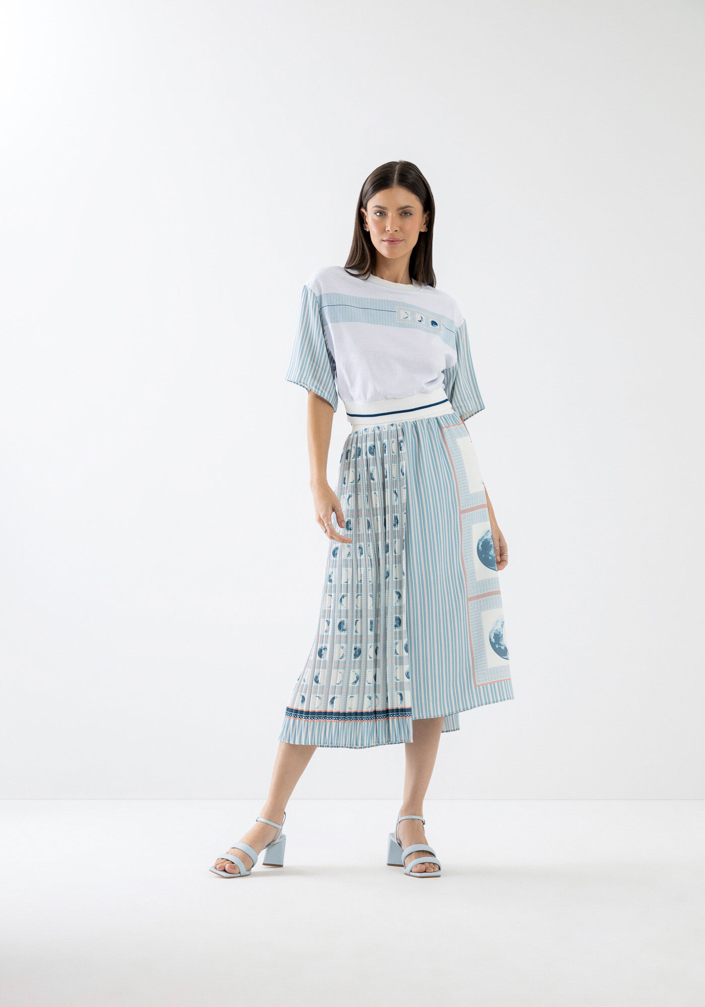 T-shirt Estampada com Retil&iacute;nea Barra, , large.