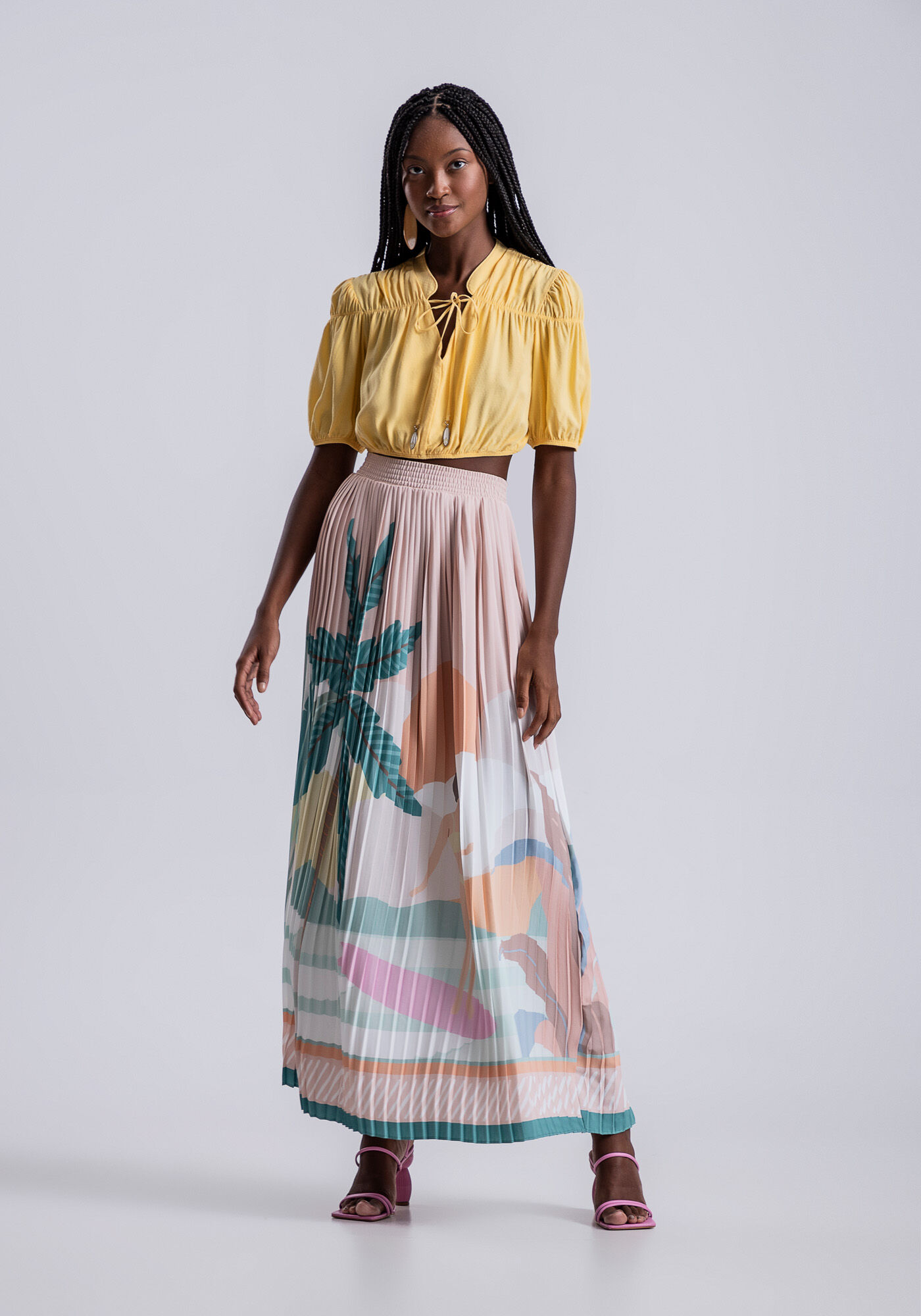 Blusa Cropped em Viscose com Franzidos e Amarra&ccedil;&atilde;o, , large.