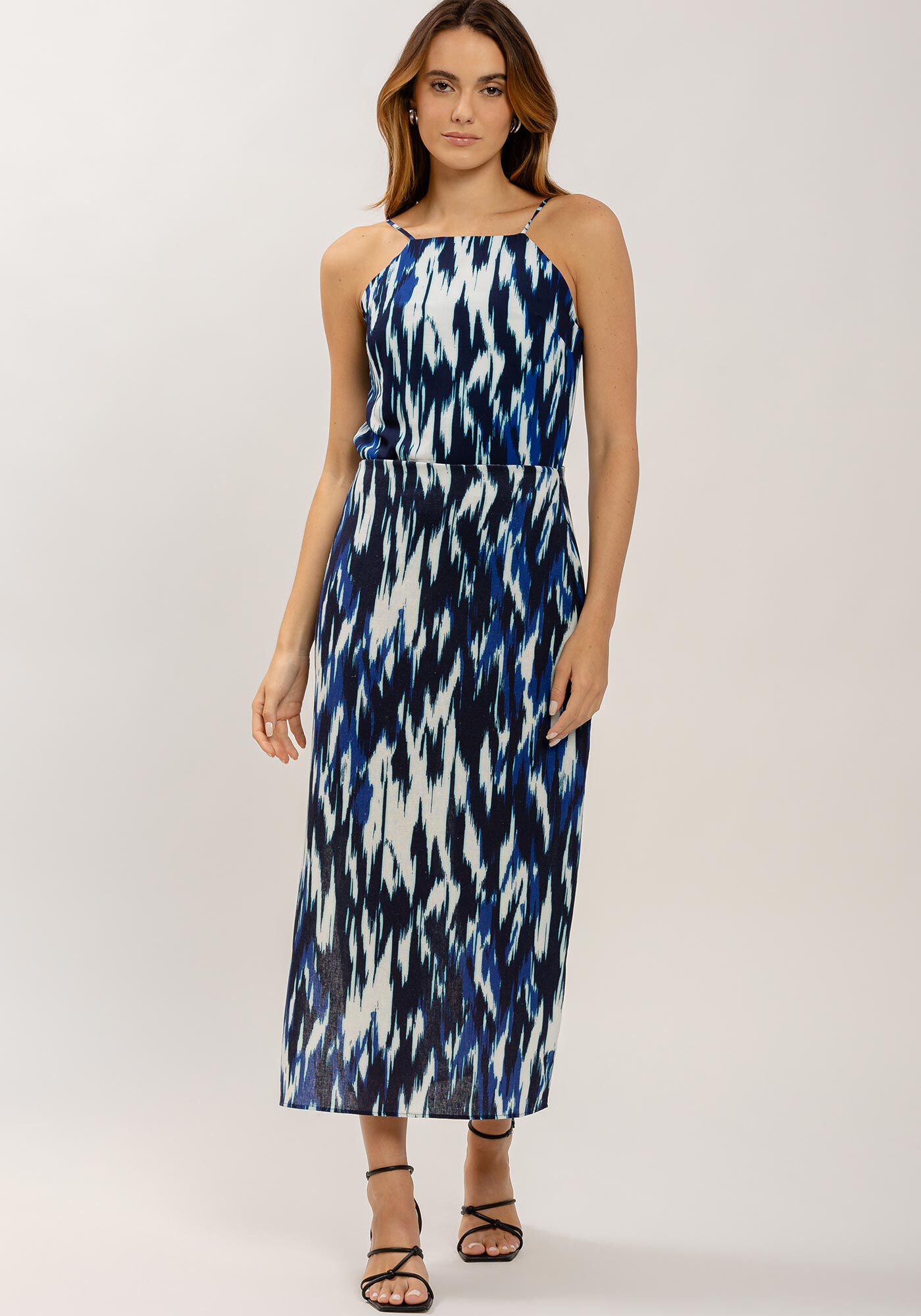 Blusa Estampada em Viscose com Degag&ecirc; Costas, , large.