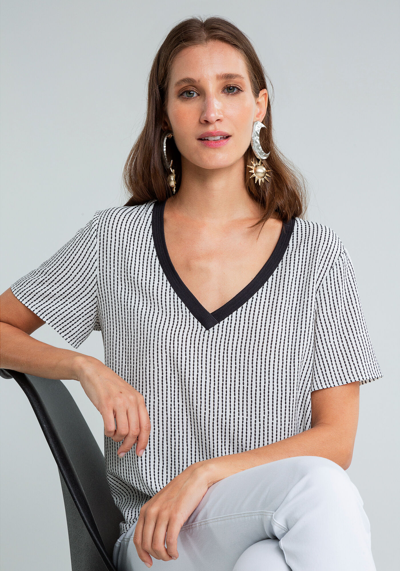 Blusa Decote V Retil&iacute;nea Estampa, PESPONTOS, large.