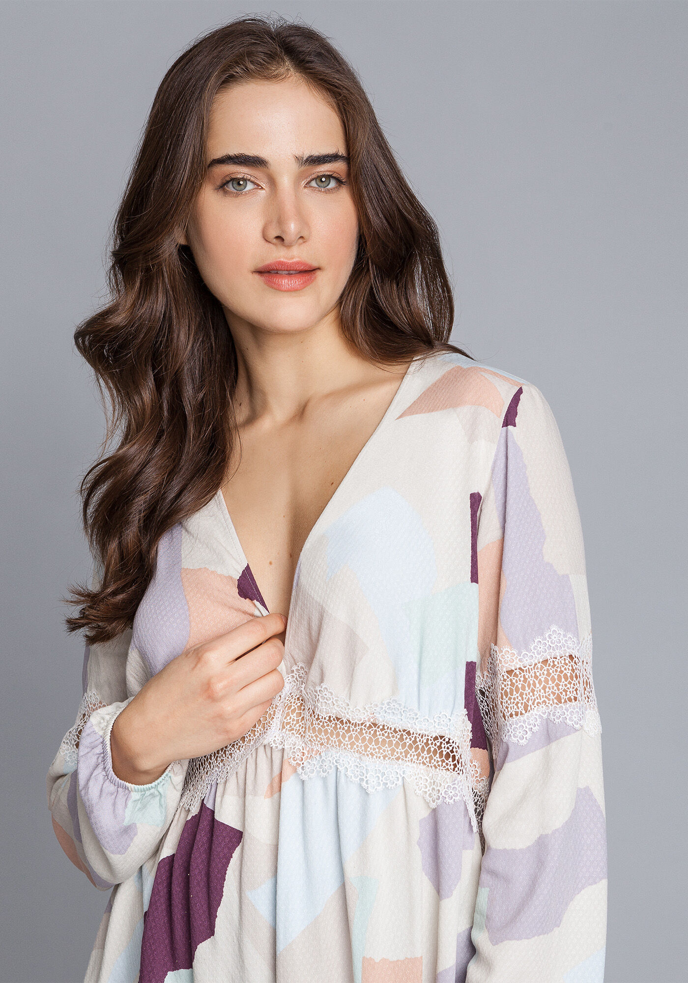 Blusa Manga Longa Recortes Renda, , large.