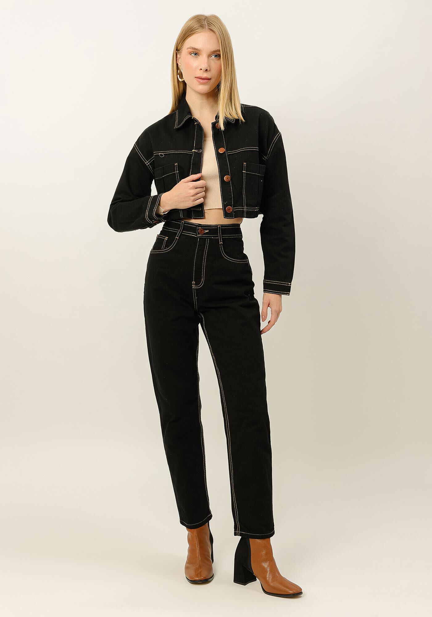 Jaqueta Sarja Cropped com Bolsos | Lez a Lez