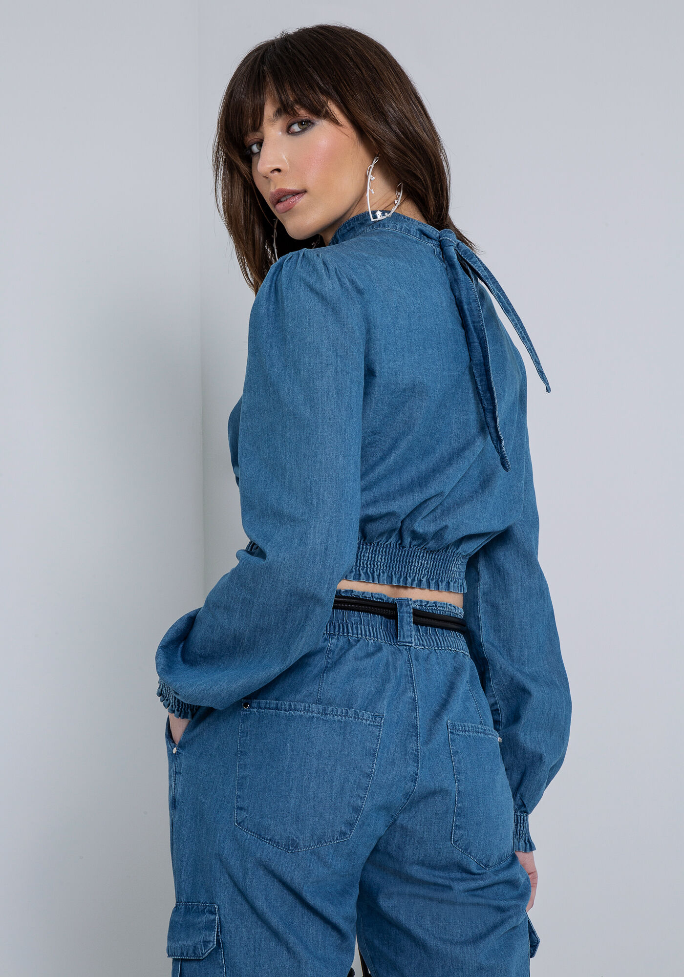 Blusa Manga Bufante Cropped Gola Alta, JEANS, large.