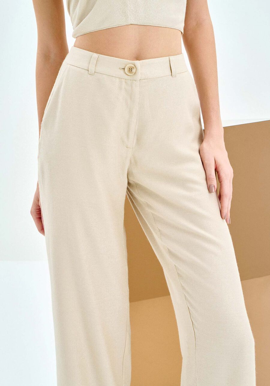 Calça Reta Alfaiataria em Tecido Lurex, BEGE CAQUI. Calça Reta Alfaiataria em Tecido Lurex, BEGE CAQUI, large.