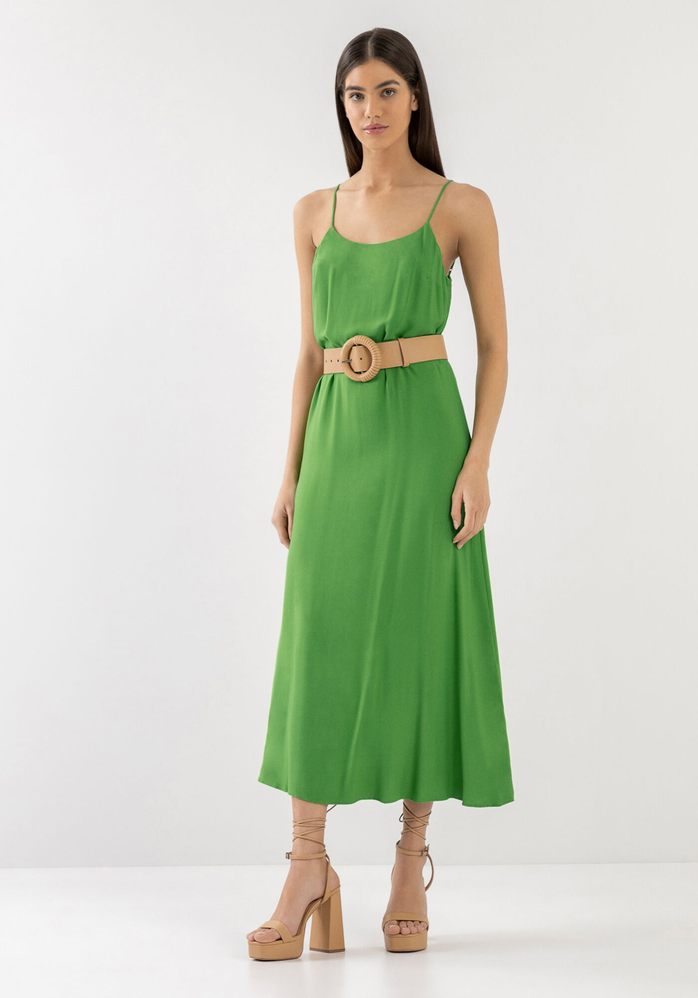 Vestido midi clearance com anabela