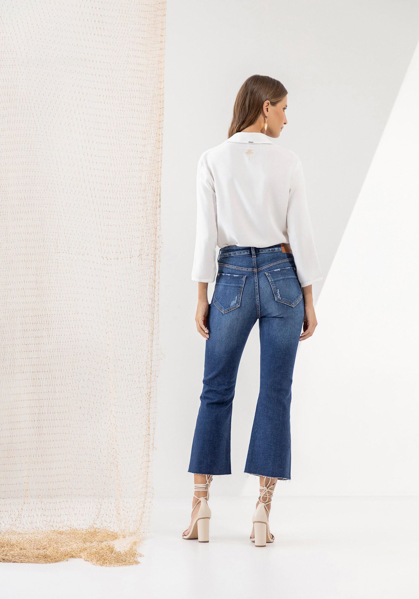 Camisa Alfaiataria em Viscose com Manga 3/4, , large.