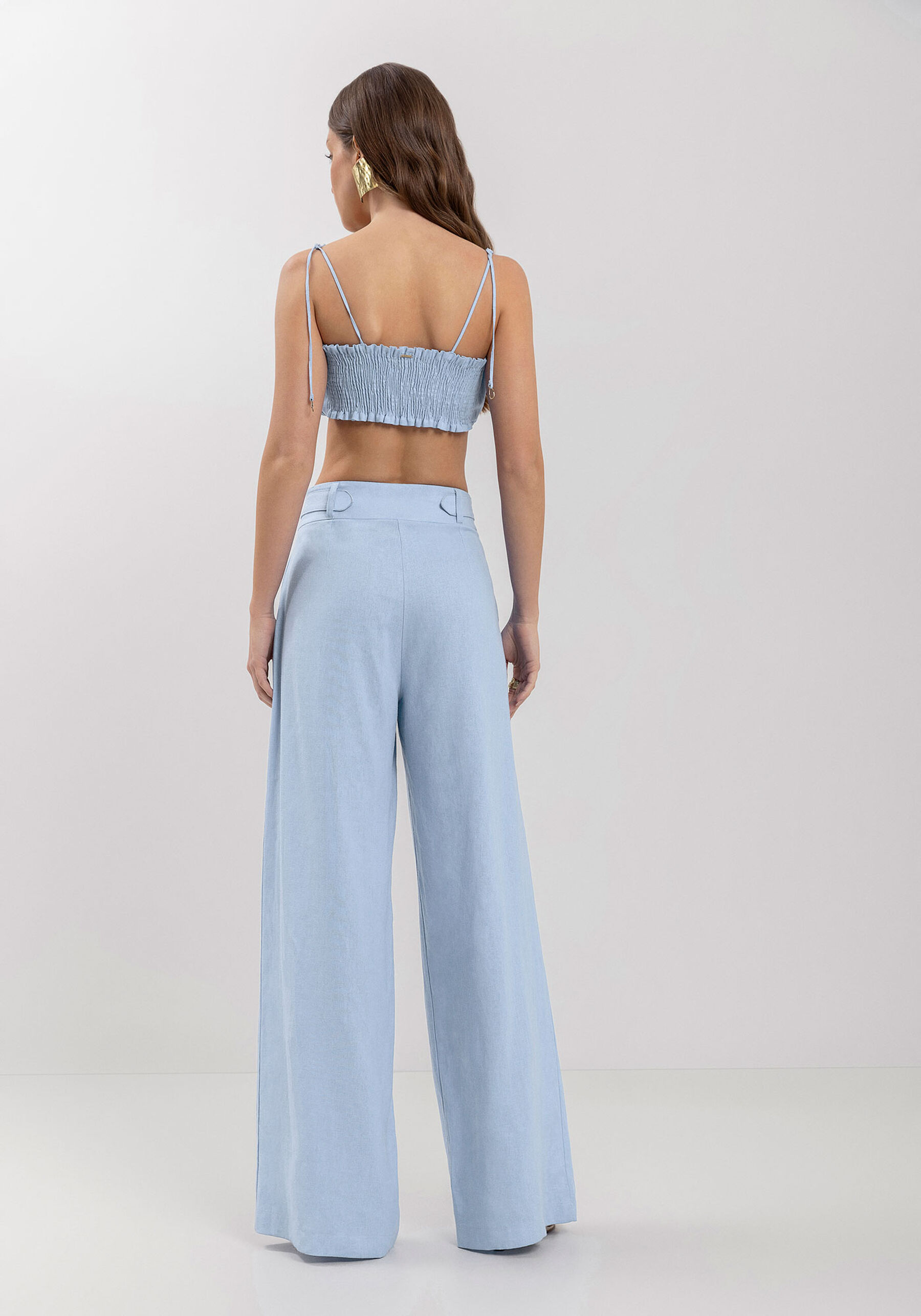 Calça De Alfaiataria Em Algodão Com Cintura Alta E Botões, . Calça De Alfaiataria Em Algodão Com Cintura Alta E Botões, , large.