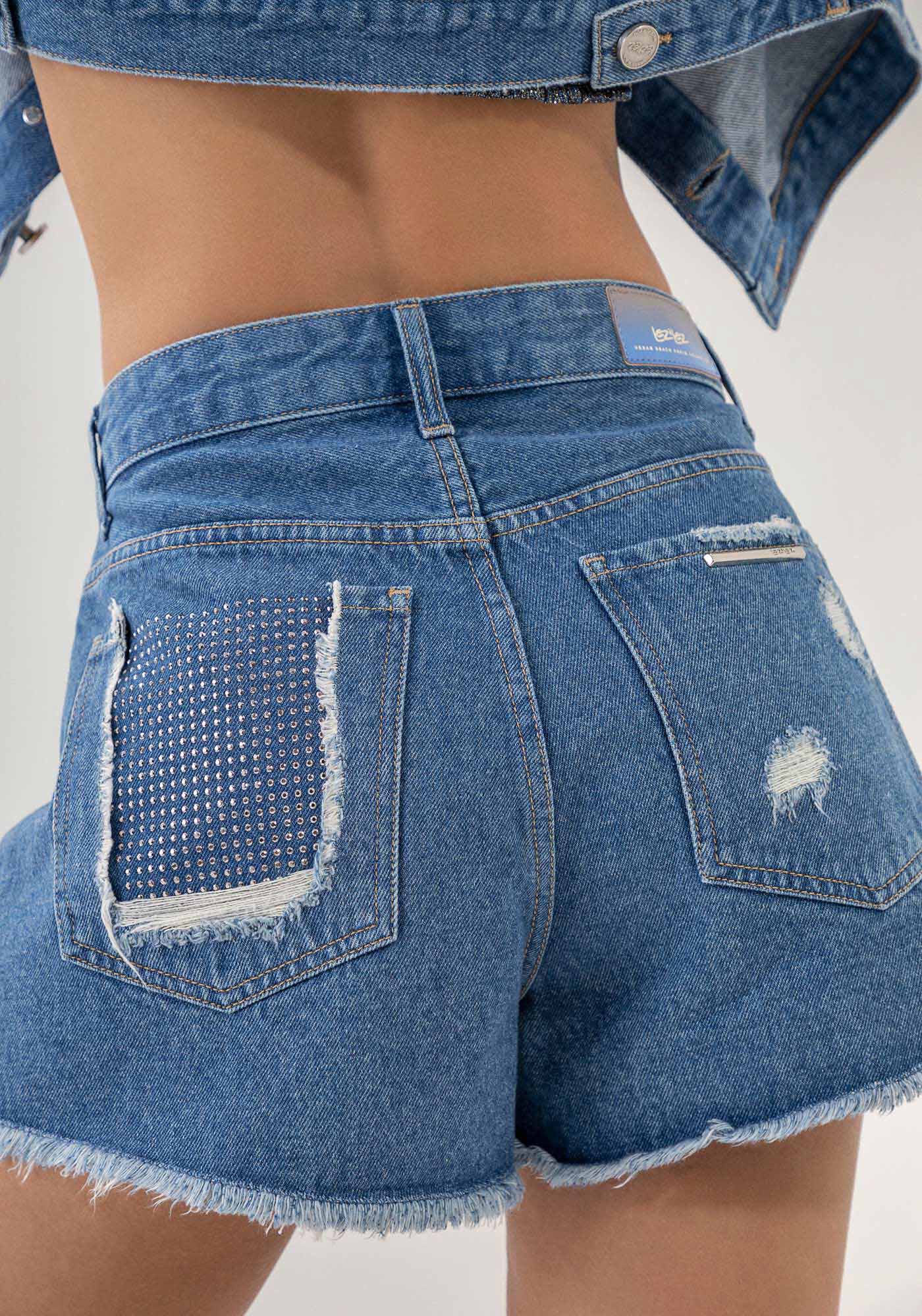 Shorts Jeans LInha A Destroyed com Strass, , large.