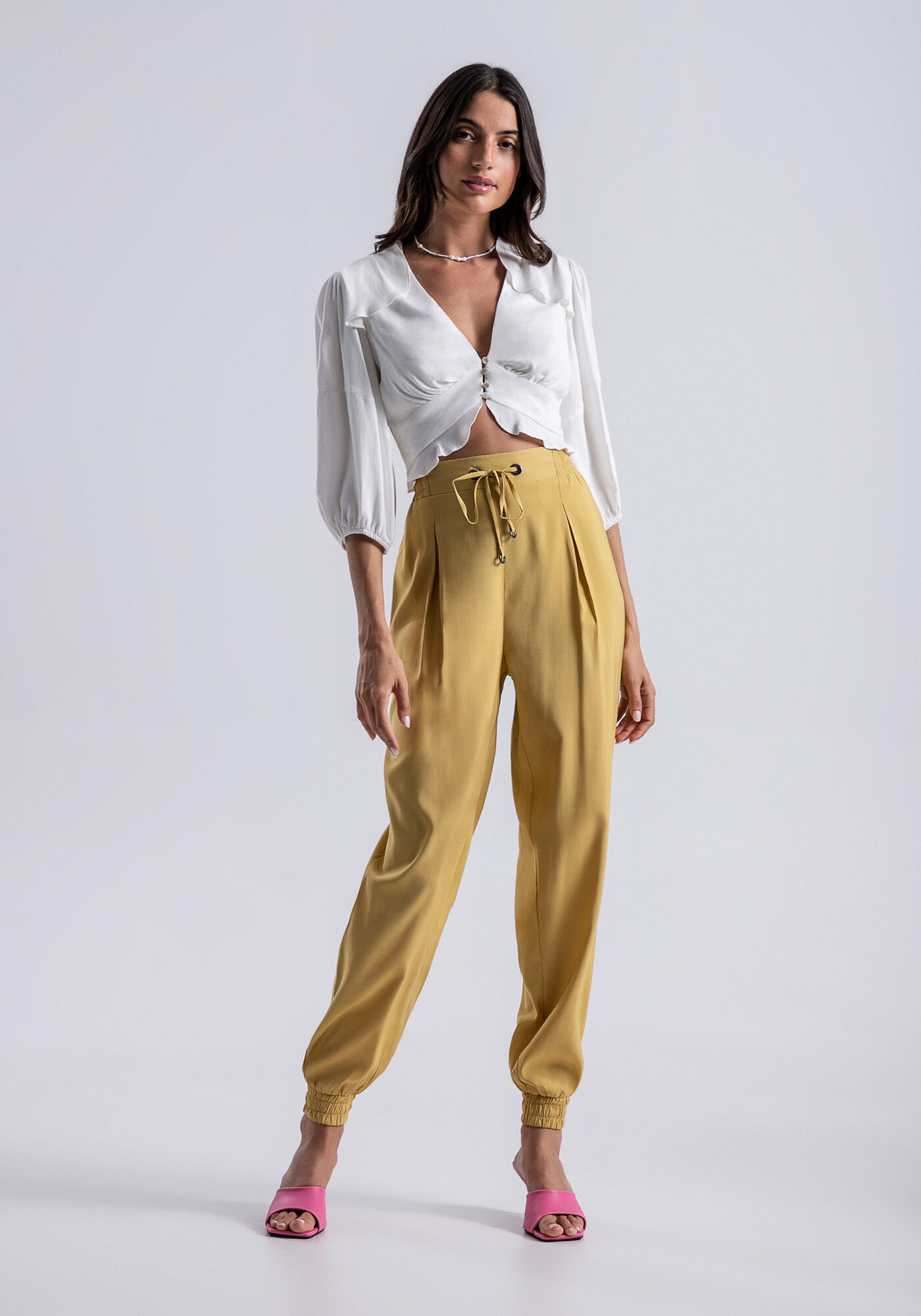 Blusa Manga 3/4 em Crepe com Babado Cintura, , large.