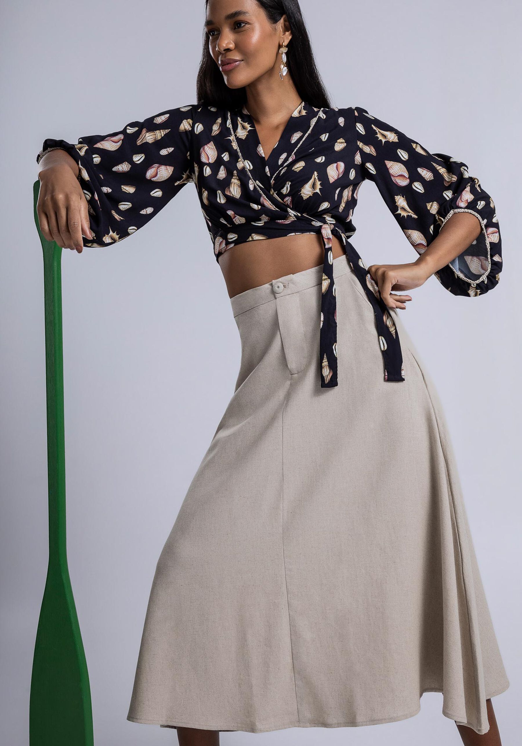 Saia Midi Evasê em Linho com Bolsos, . Saia Midi Evasê em Linho com Bolsos, , large.