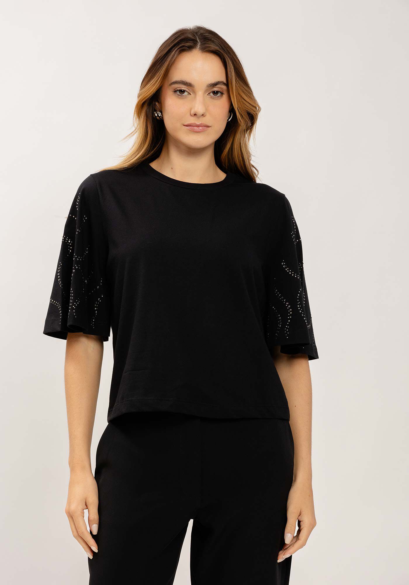 T-shirt em Malha com Strass na Manga Flare, , large.