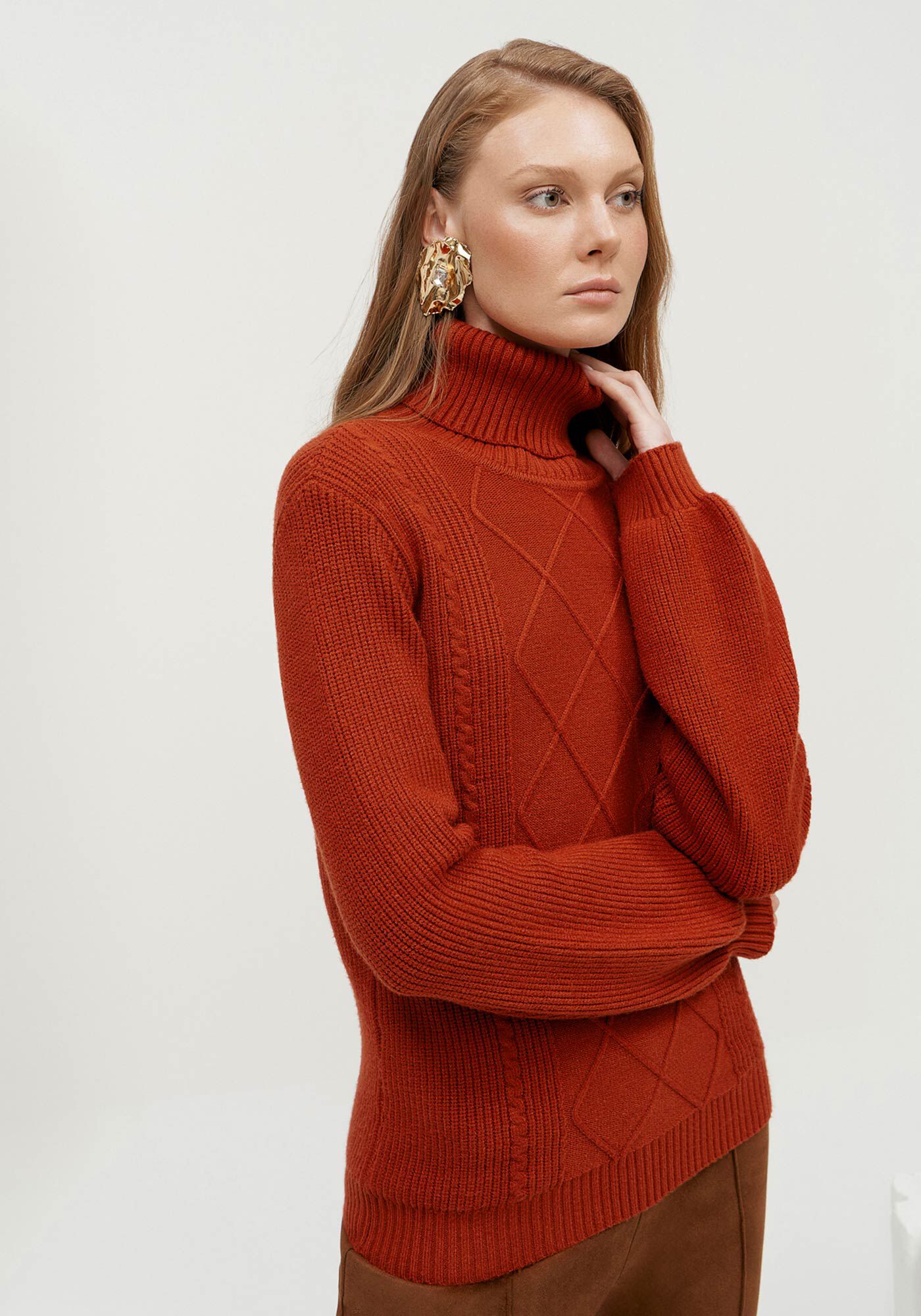 Blus&atilde;o Manga Longa Bufante em Tric&ocirc; com Gola Alta, , large.