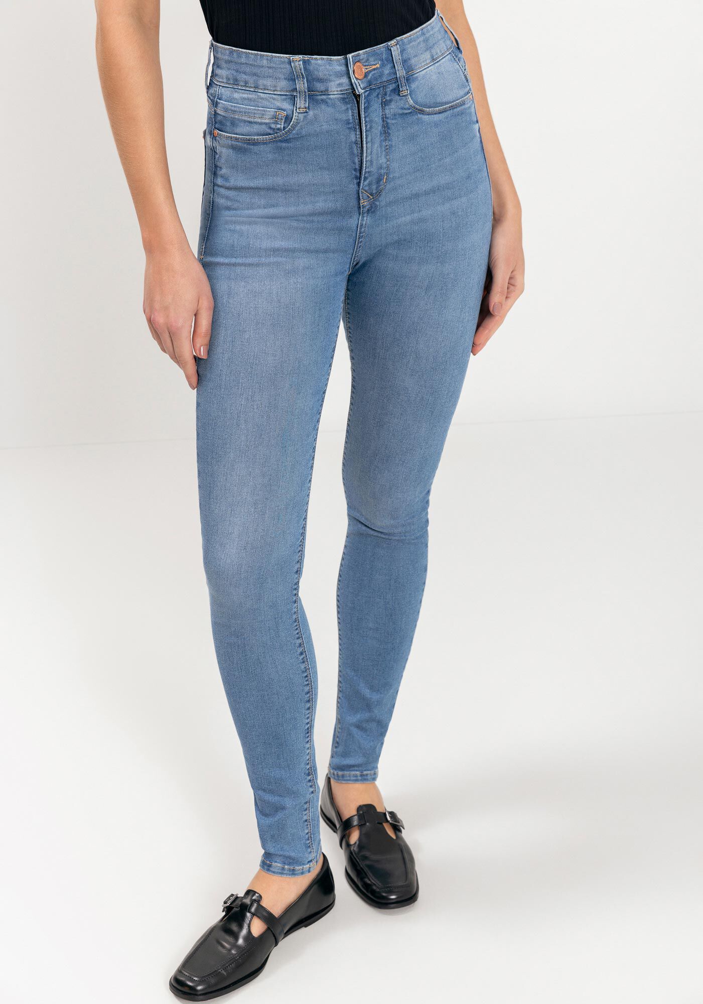 Cal&ccedil;a Jeans Skinny Shaping Com Cintura Alta E Bolsos, , large.
