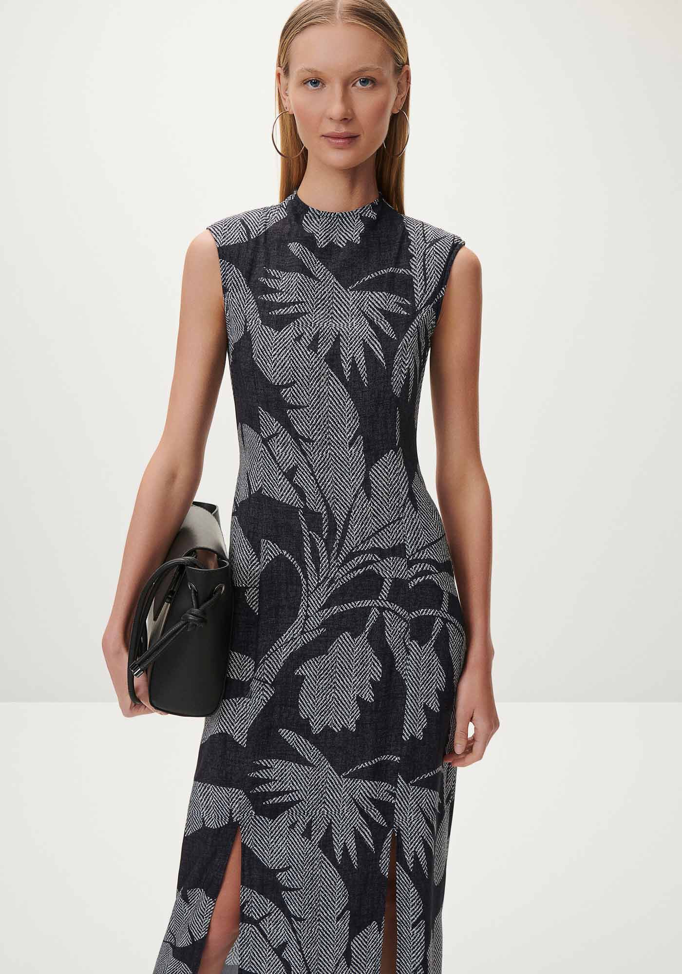 Vestido Midi Estampado em Viscose com Fendas, , large.