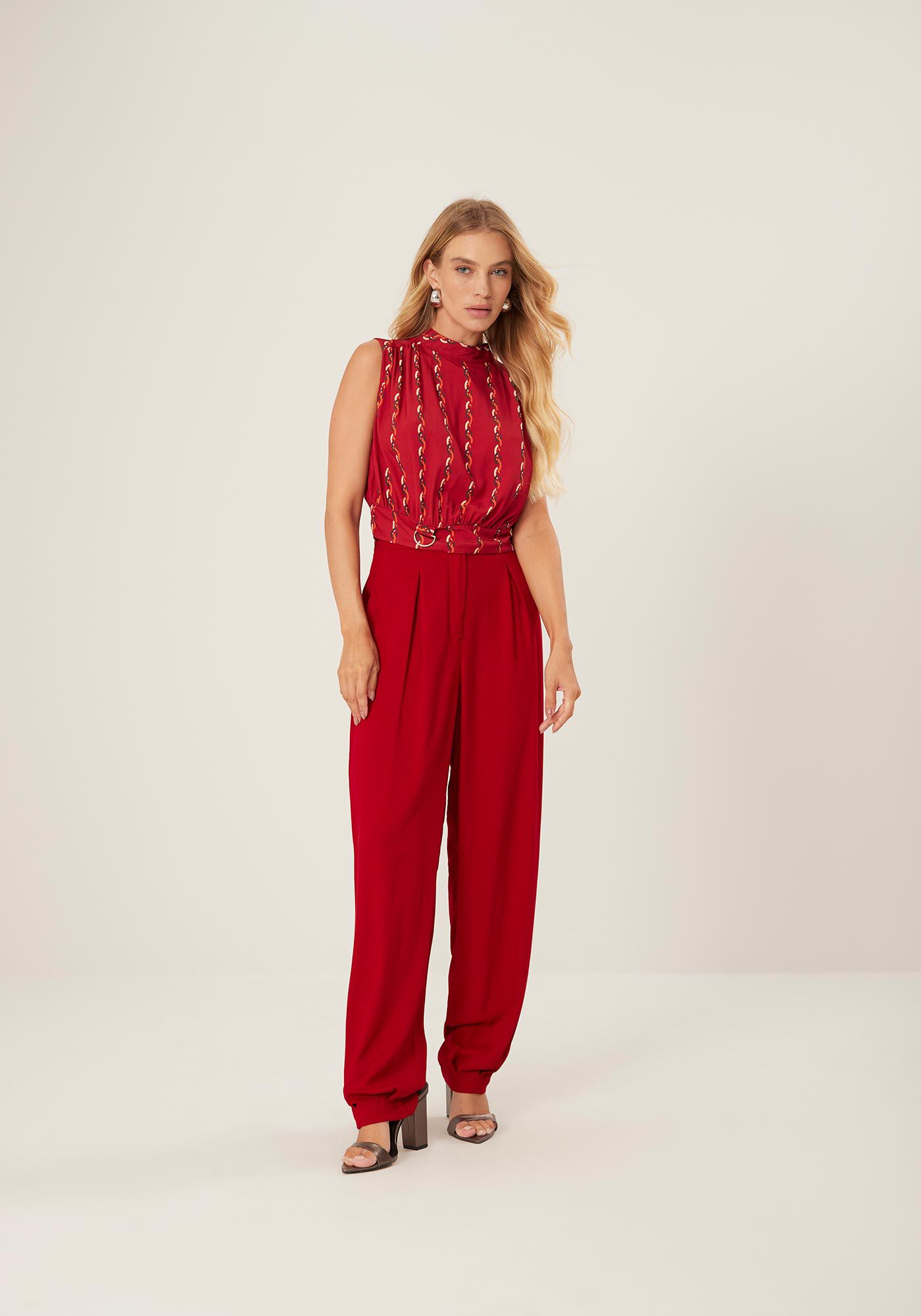 Blusa Curta Estampada Sem Mangas Com Amarra&ccedil;&atilde;o Na Gola, , large.