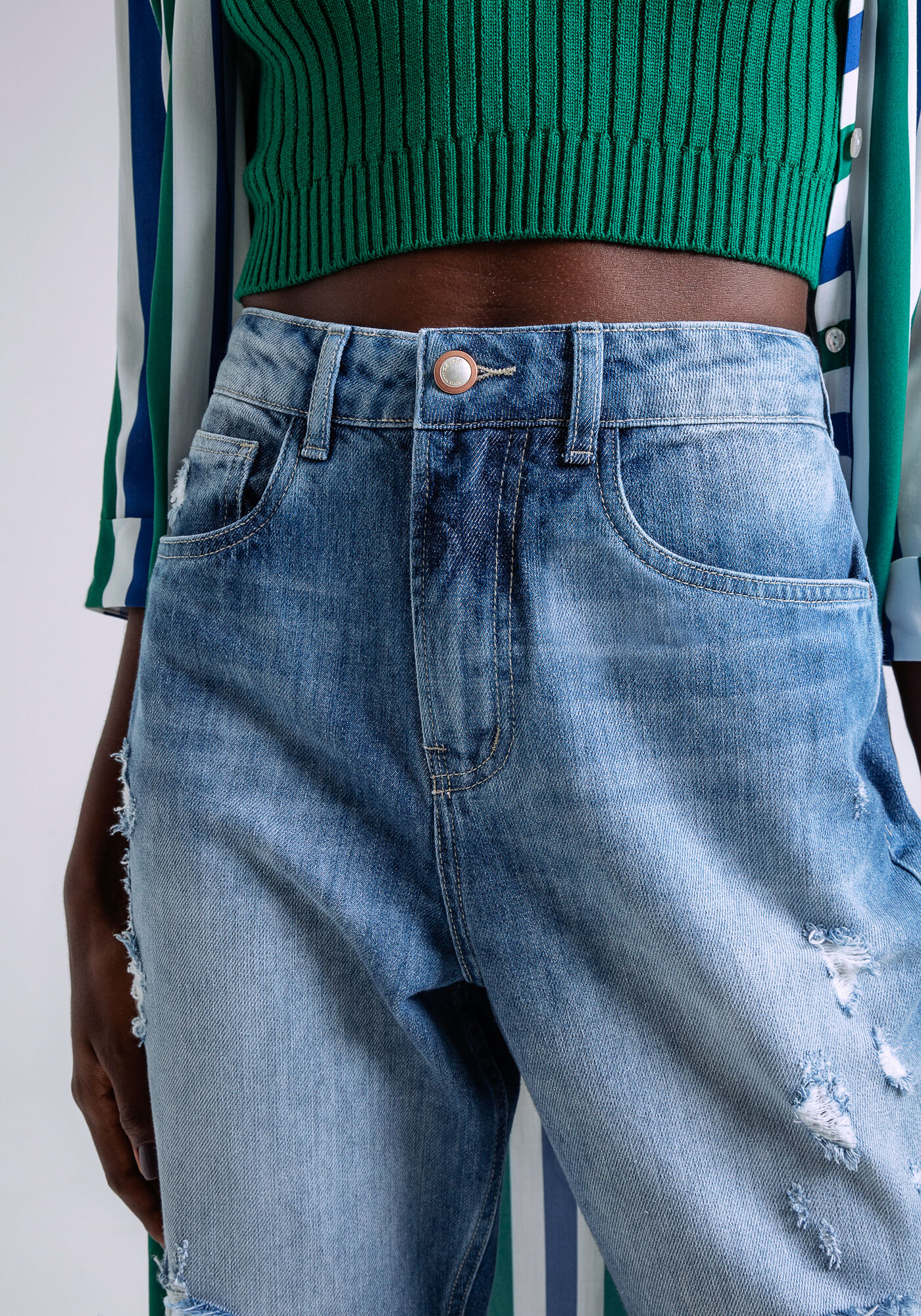 Cal&ccedil;a Jeans Mom Cropped Cintura Alta, , large.