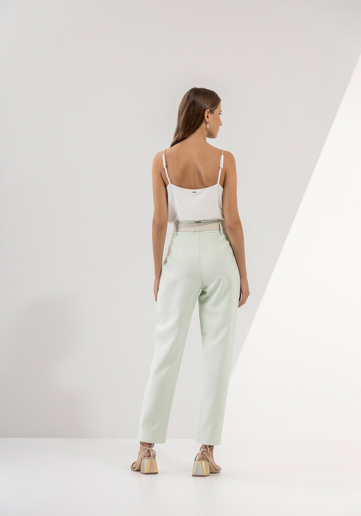 Cal&ccedil;a de Alfaiataria Carrot com Bolsos, , large.