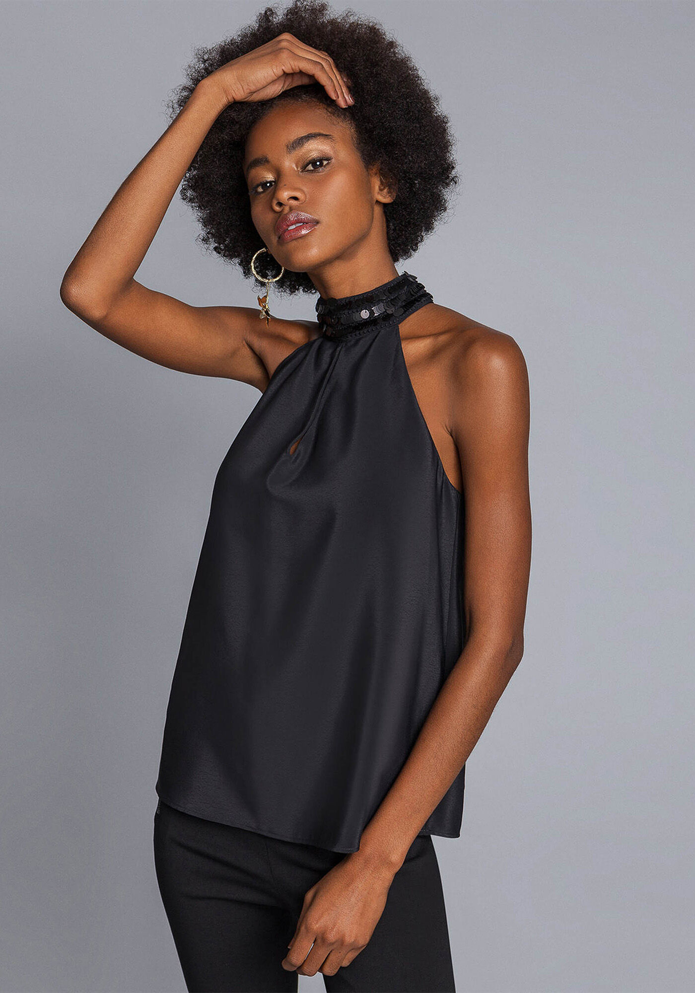 Blusa Gola Alta Paet&ecirc;s, , large.