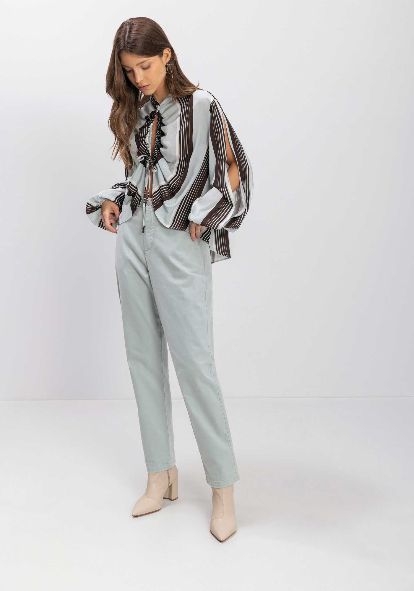 Blusa Estampada De Mangas Longas Com Recorte E Amarra&ccedil;&atilde;o, , large.