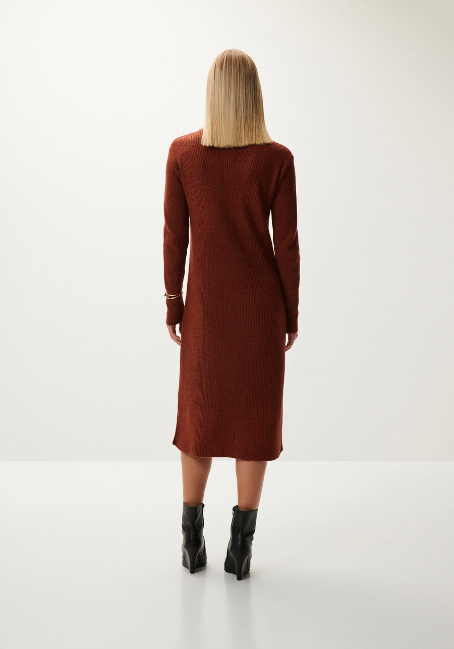 Vestido Midi em Tricô com Fenda Lateral, MARROM BISCUIT. Vestido Midi em Tricô com Fenda Lateral, MARROM BISCUIT, large.