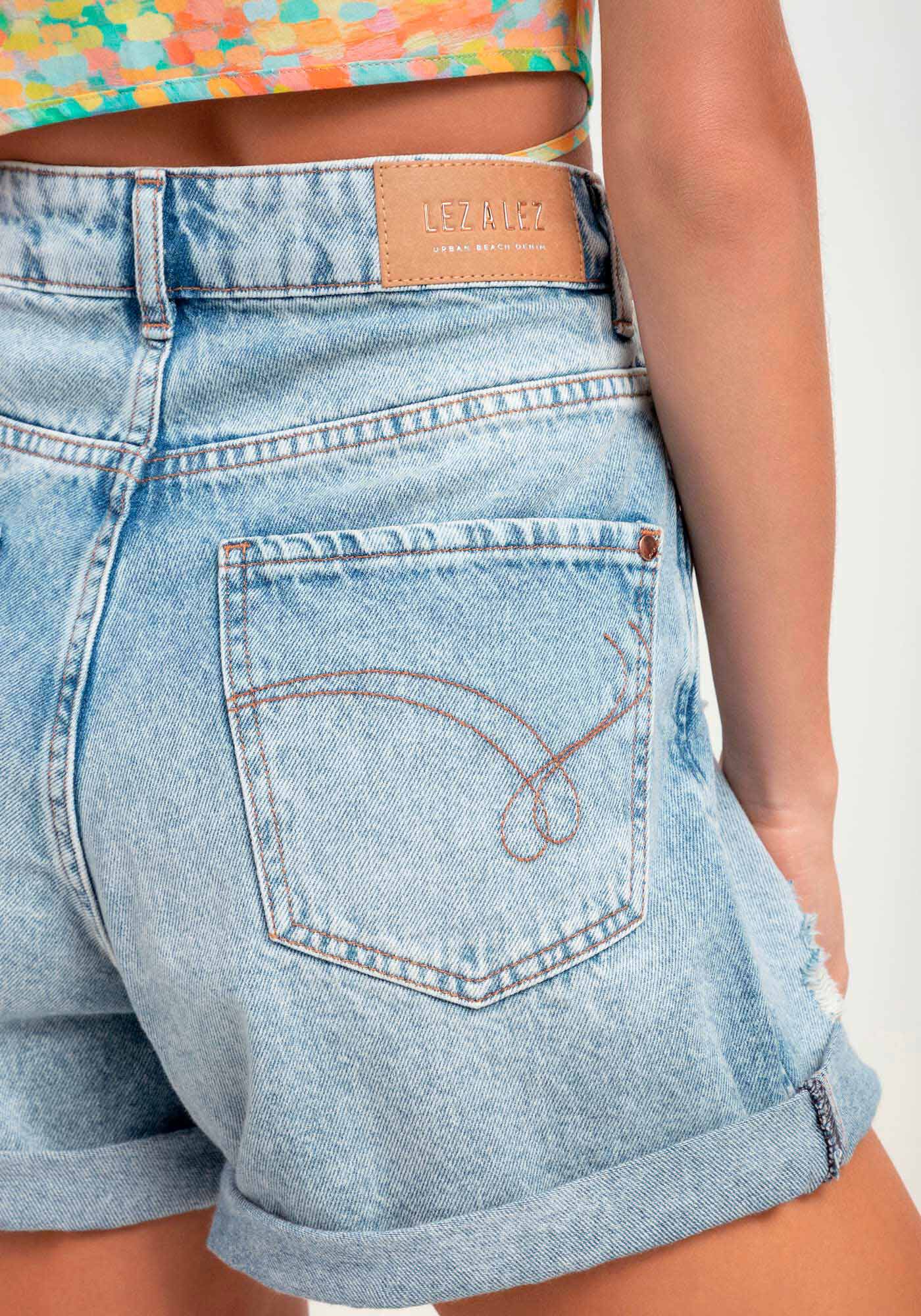 Shorts Jeans Mom Super Alto com Len&ccedil;o, JEANS, large.