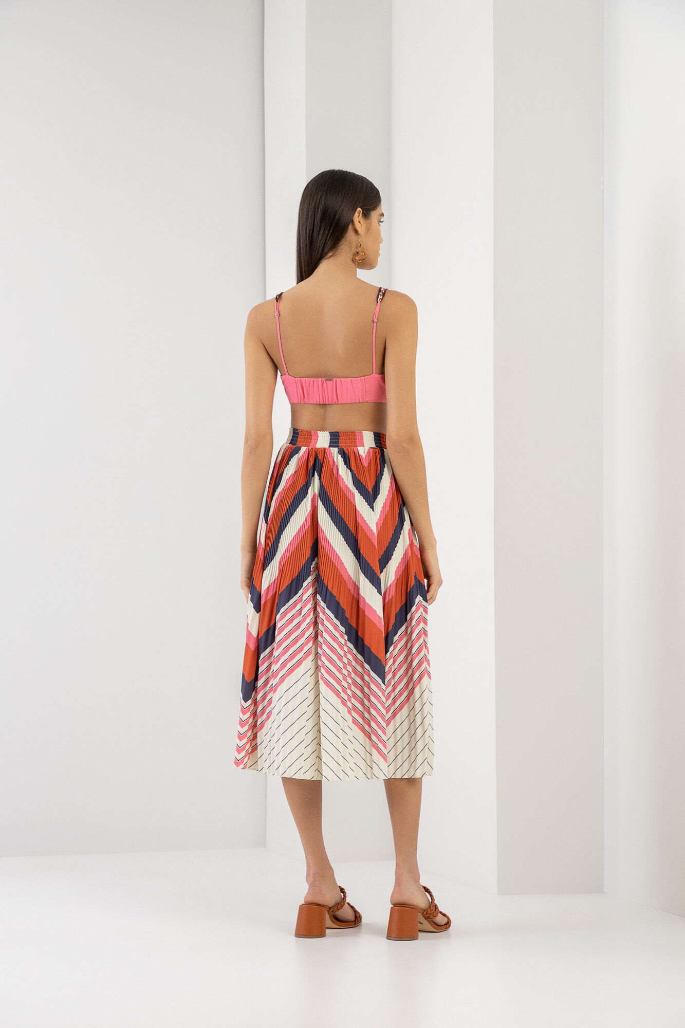 Blusa Cropped em Viscose com Detalhe Al&ccedil;as, ROSA PEWTER, large.