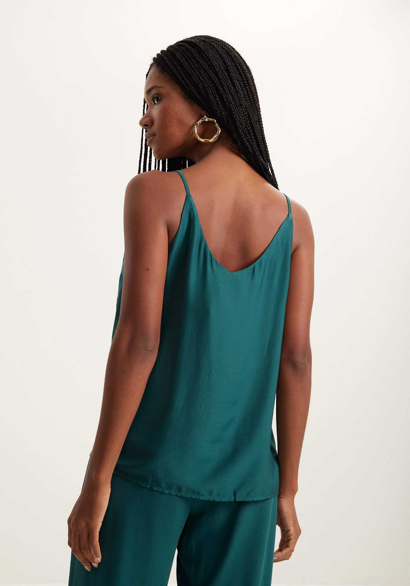 Blusa B&aacute;sica De Al&ccedil;as Finas Com Decote V Em Viscose, , large.