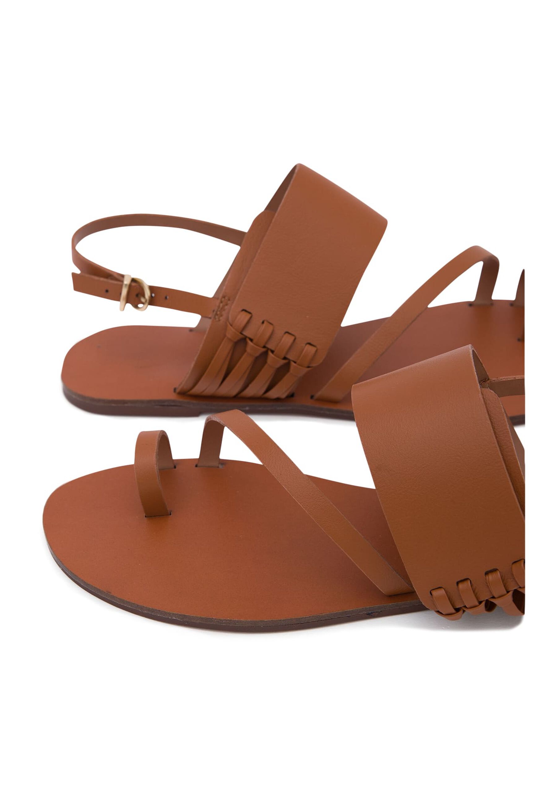 Rasteira Sandália em Couro Minimal, MARROM MUSTANG. Rasteira Sandália em Couro Minimal, MARROM MUSTANG, large.