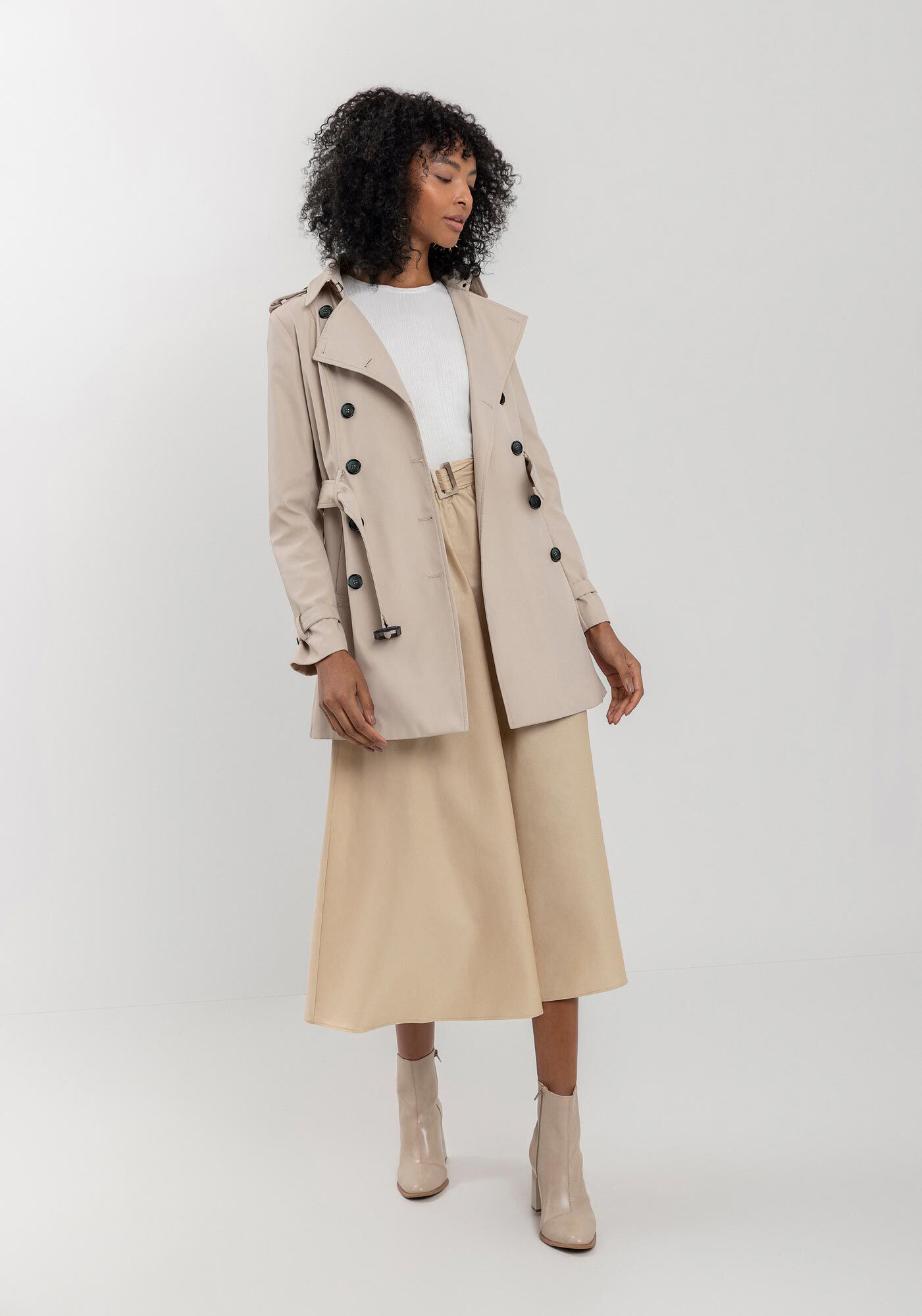 Sobretudo Curto Com Abotoamento Duplo E Cinto Ajust&aacute;vel, , large.