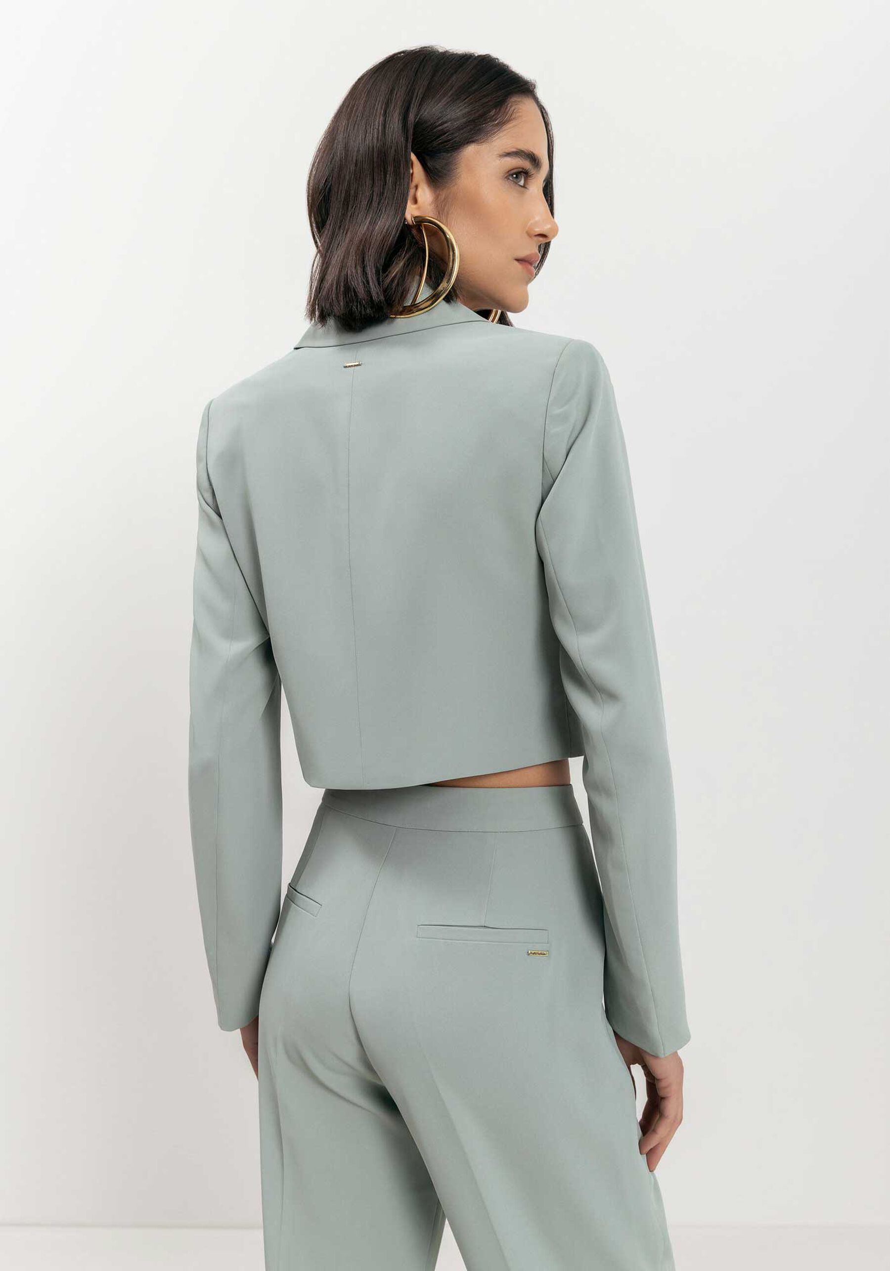 Blazer Cropped De Mangas Longas Com Lapelas E Botões, . Blazer Cropped De Mangas Longas Com Lapelas E Botões, , large.