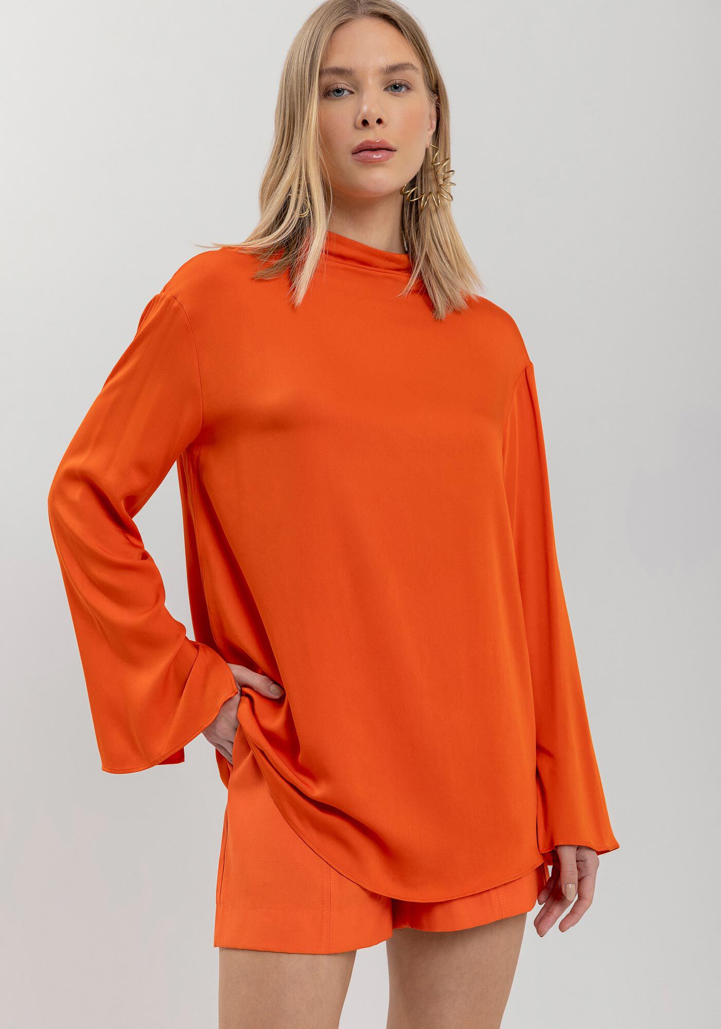 Blusa Alongada De Mangas Com Gola Alta E Amarra&ccedil;&atilde;o, , large.