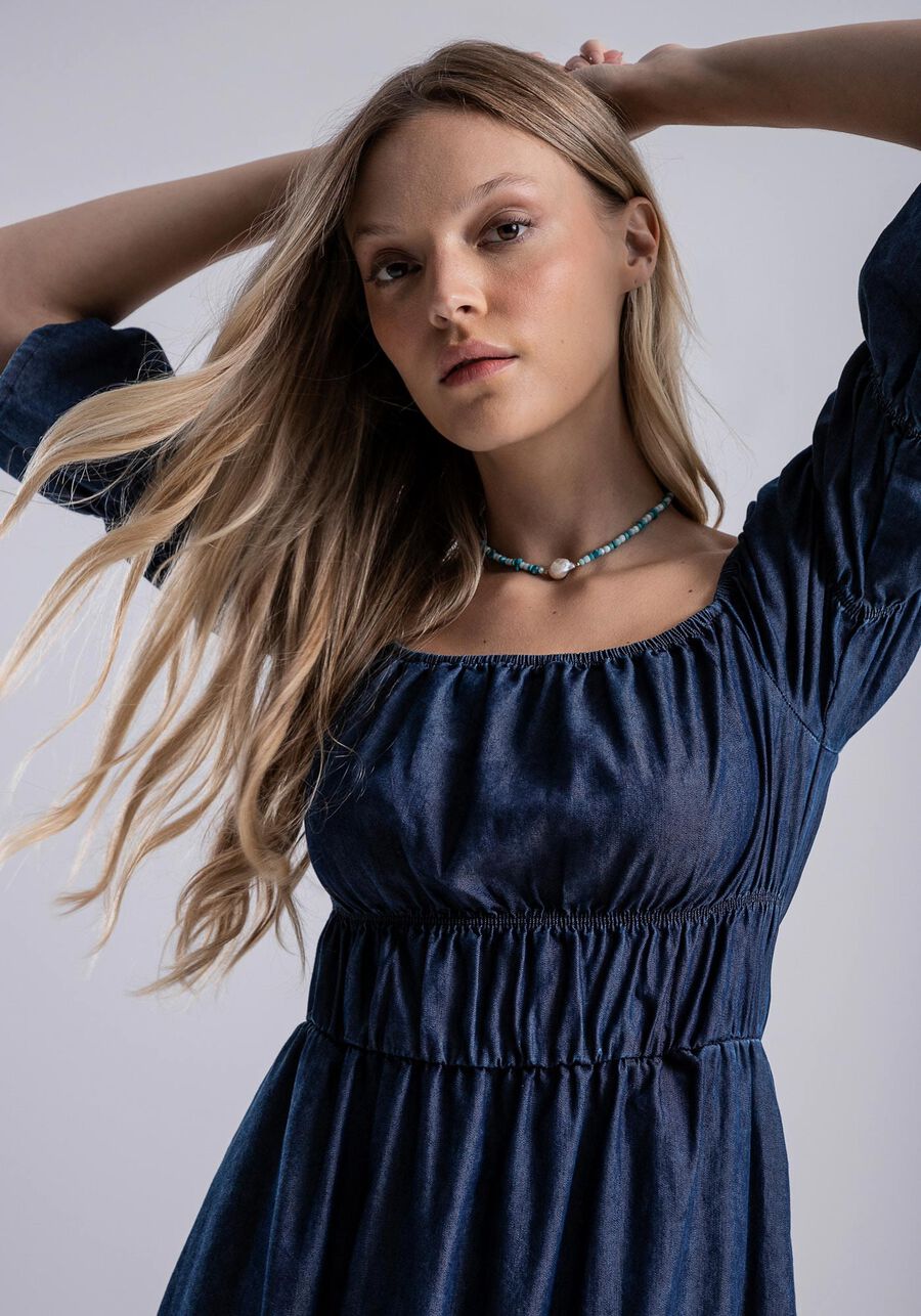 Vestido Jeans Midi com Recorte Plissado, JEANS. Vestido Jeans Midi com Recorte Plissado, JEANS, large.