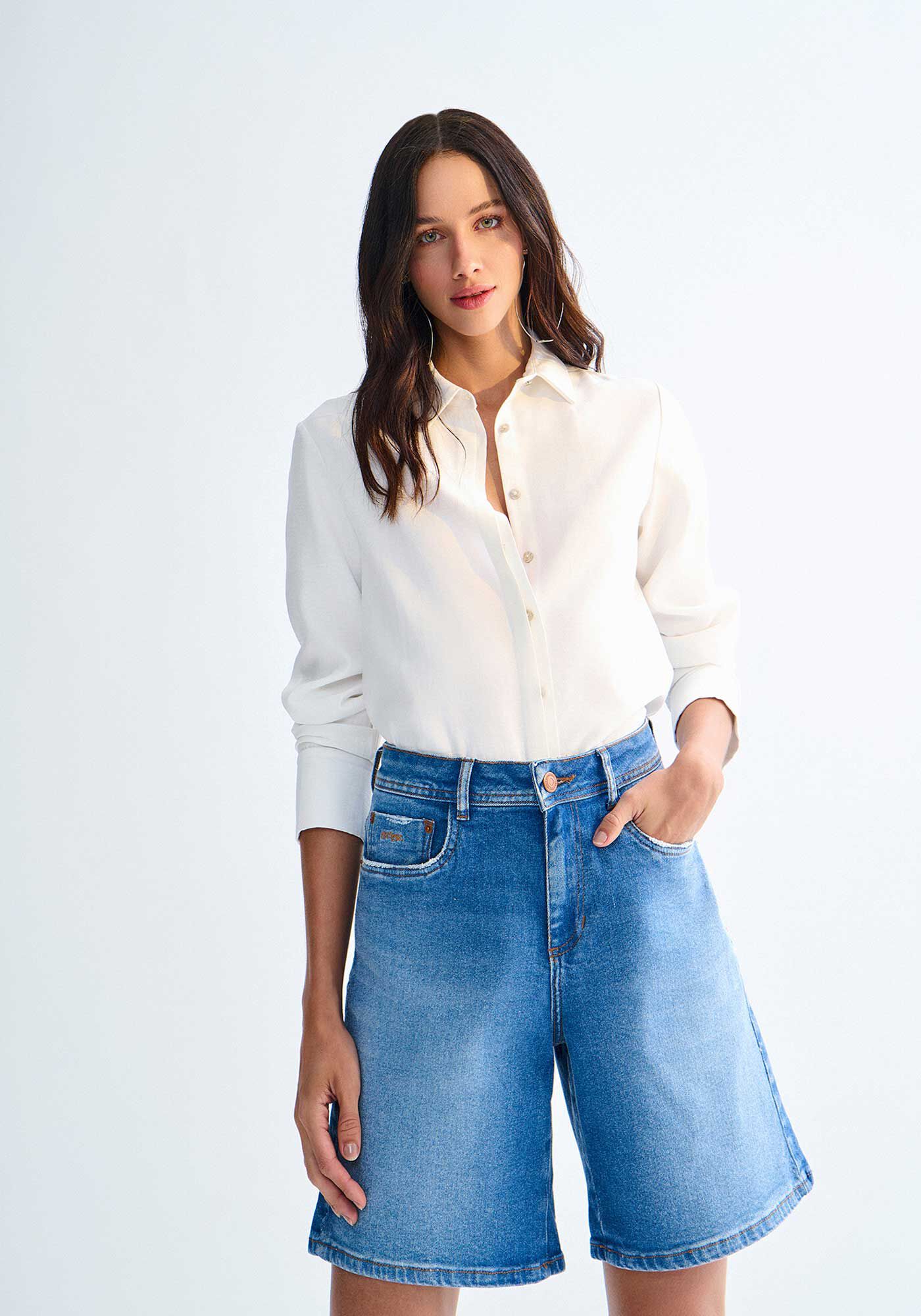 Bermuda Jeans Boyfriend Cintura M&eacute;dia com Elasticidade, , large.